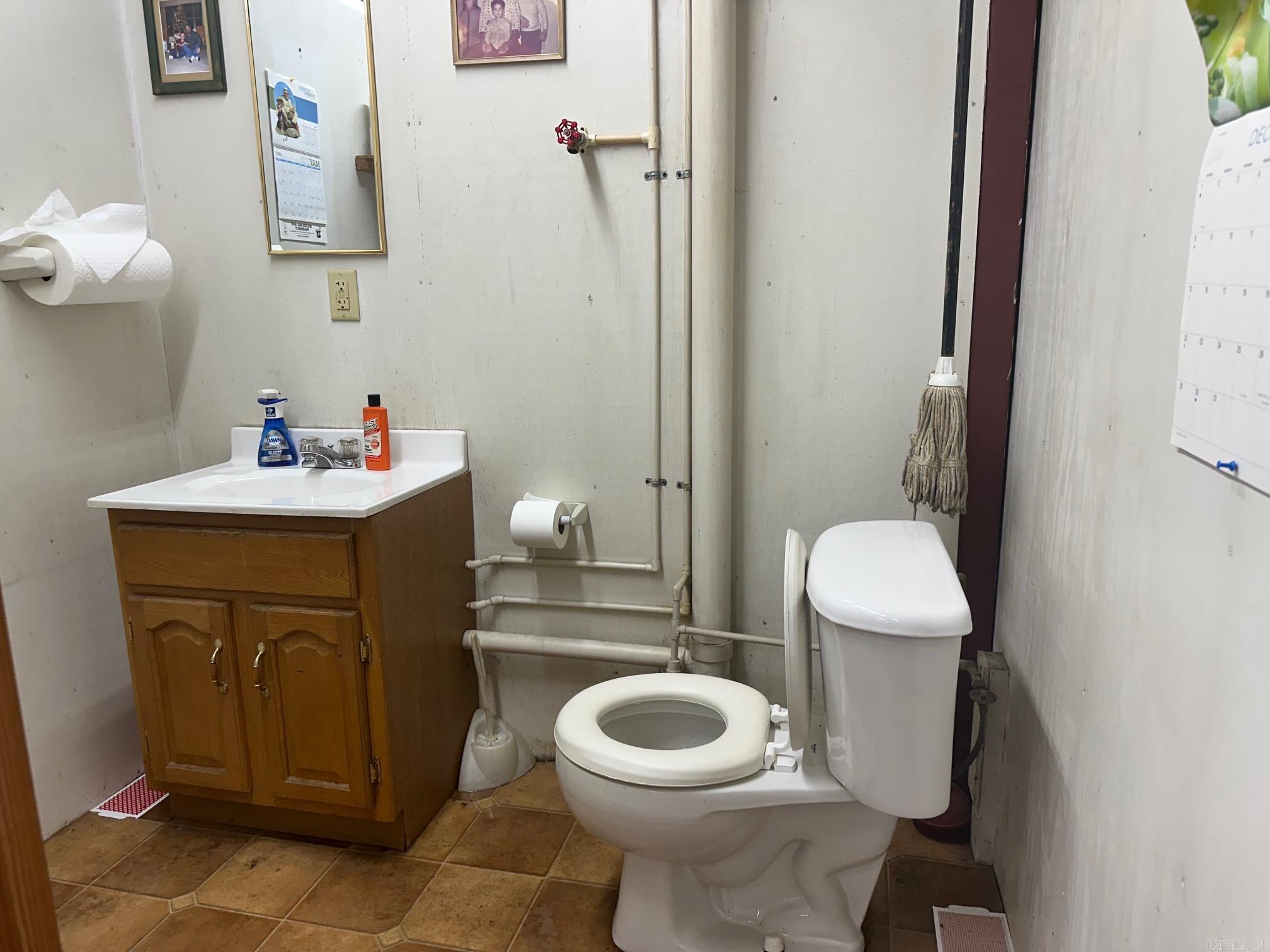 13160 N Heber Springs  Locust Grove, AR