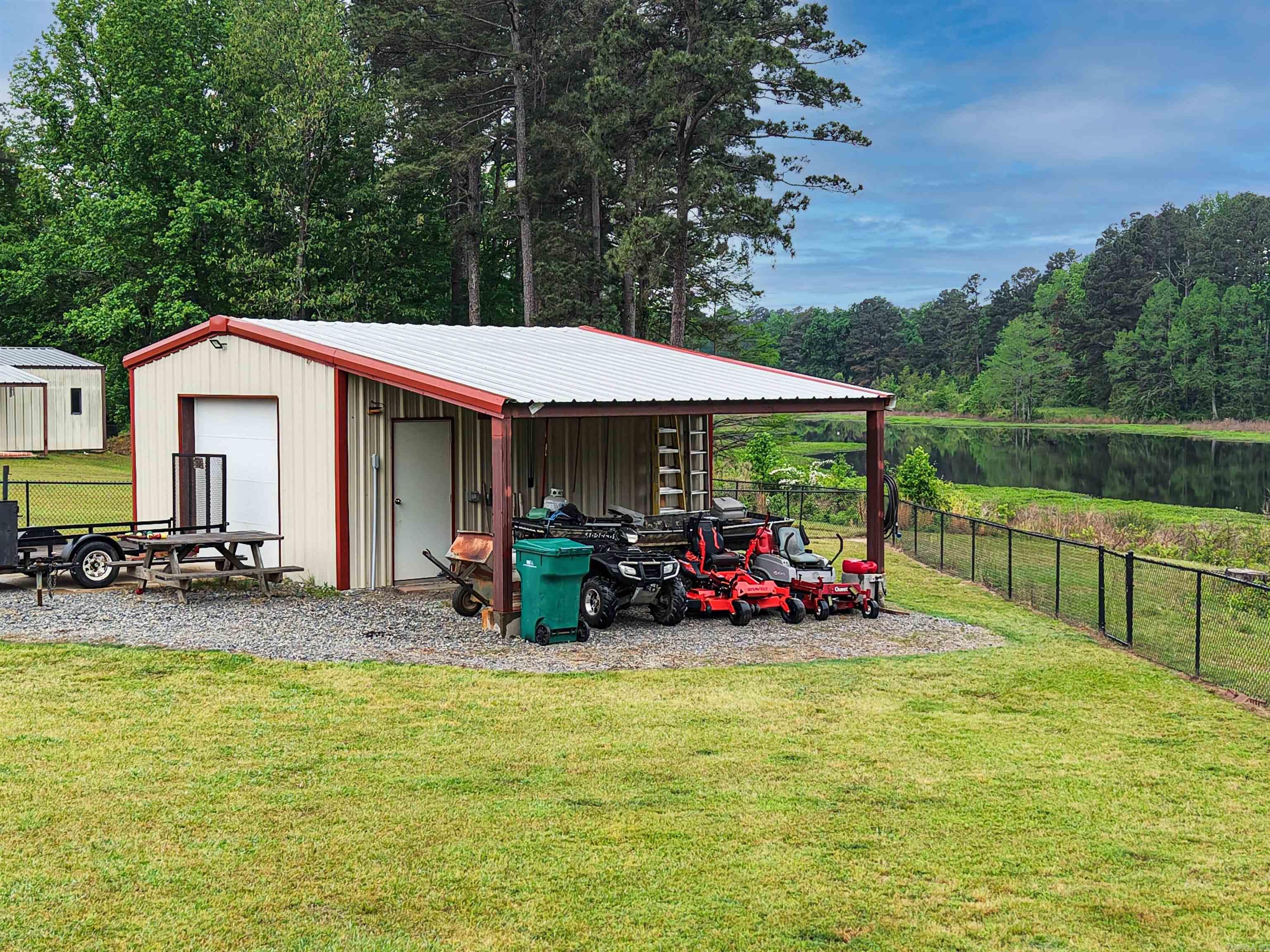 7203 Lakewood Court  Pine Bluff, AR