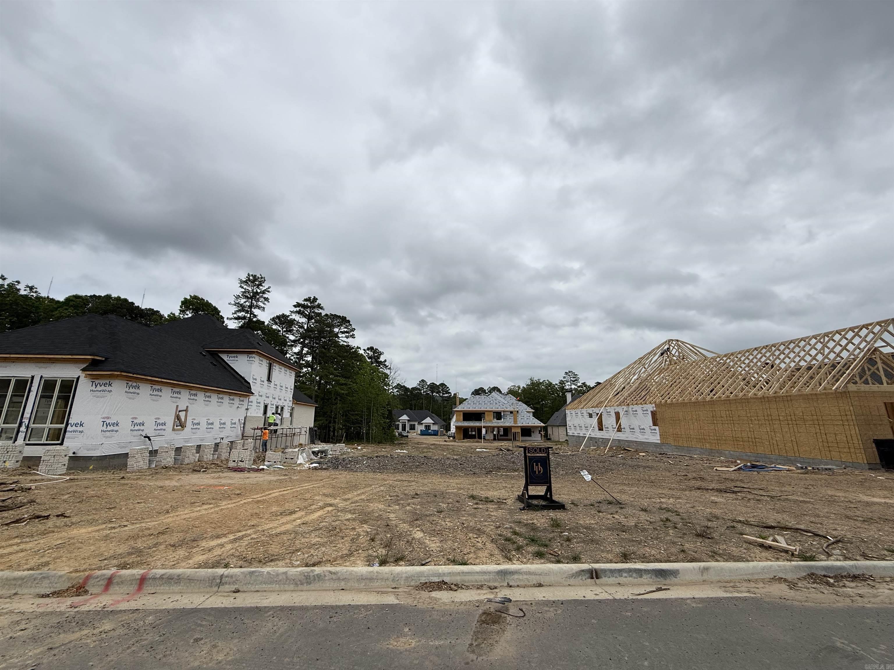 57 Miramont  Little Rock, AR