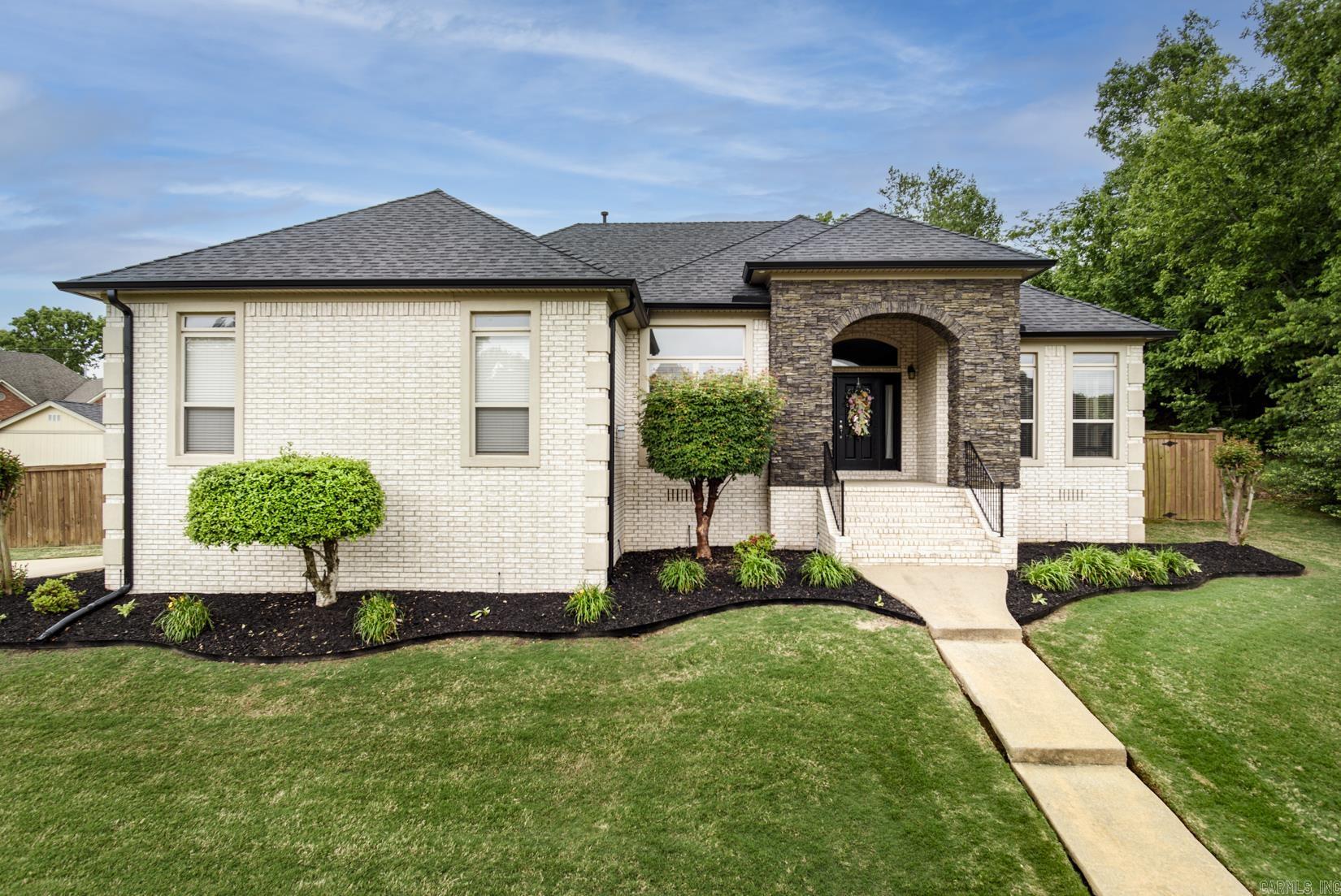 41 Oakbrooke Drive  Sherwood, AR