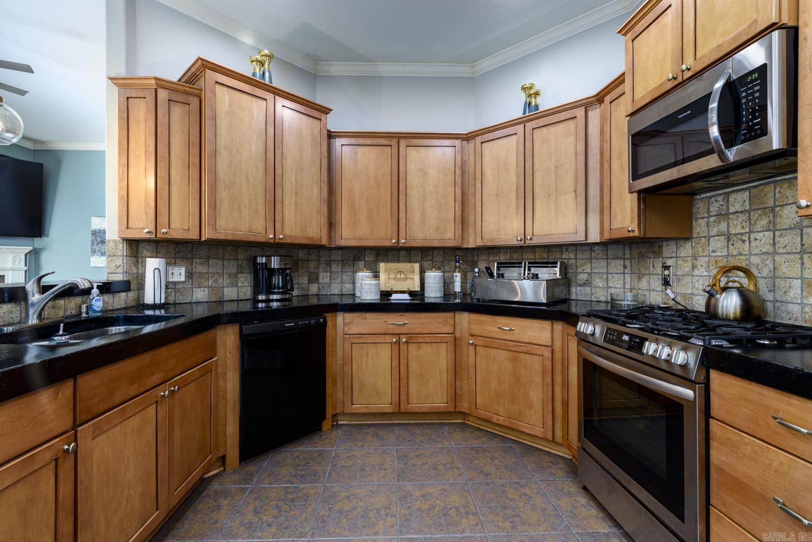 41 Oakbrooke Drive  Sherwood, AR