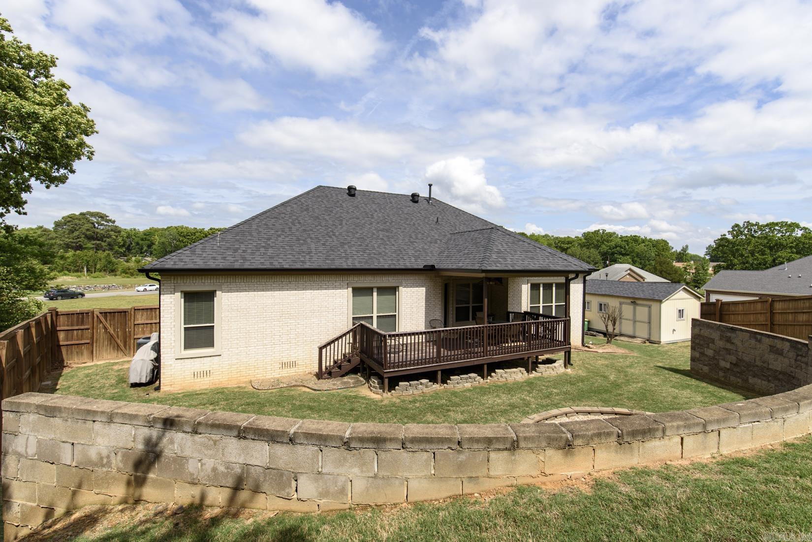 41 Oakbrooke Drive  Sherwood, AR