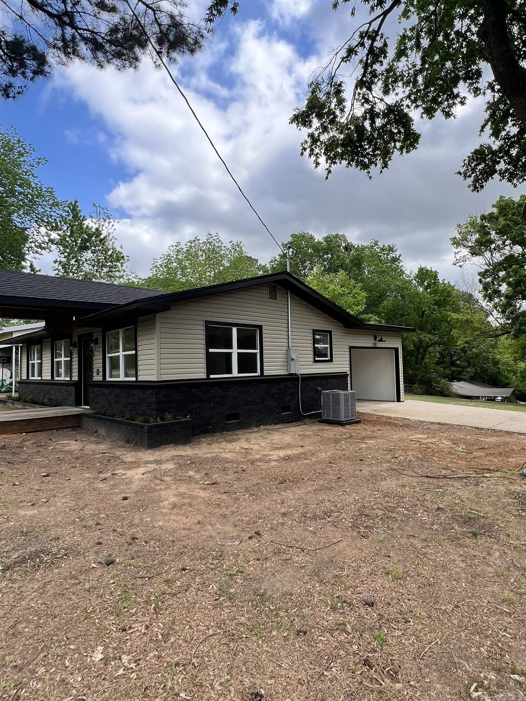 105 Pasco  Bald Knob, AR