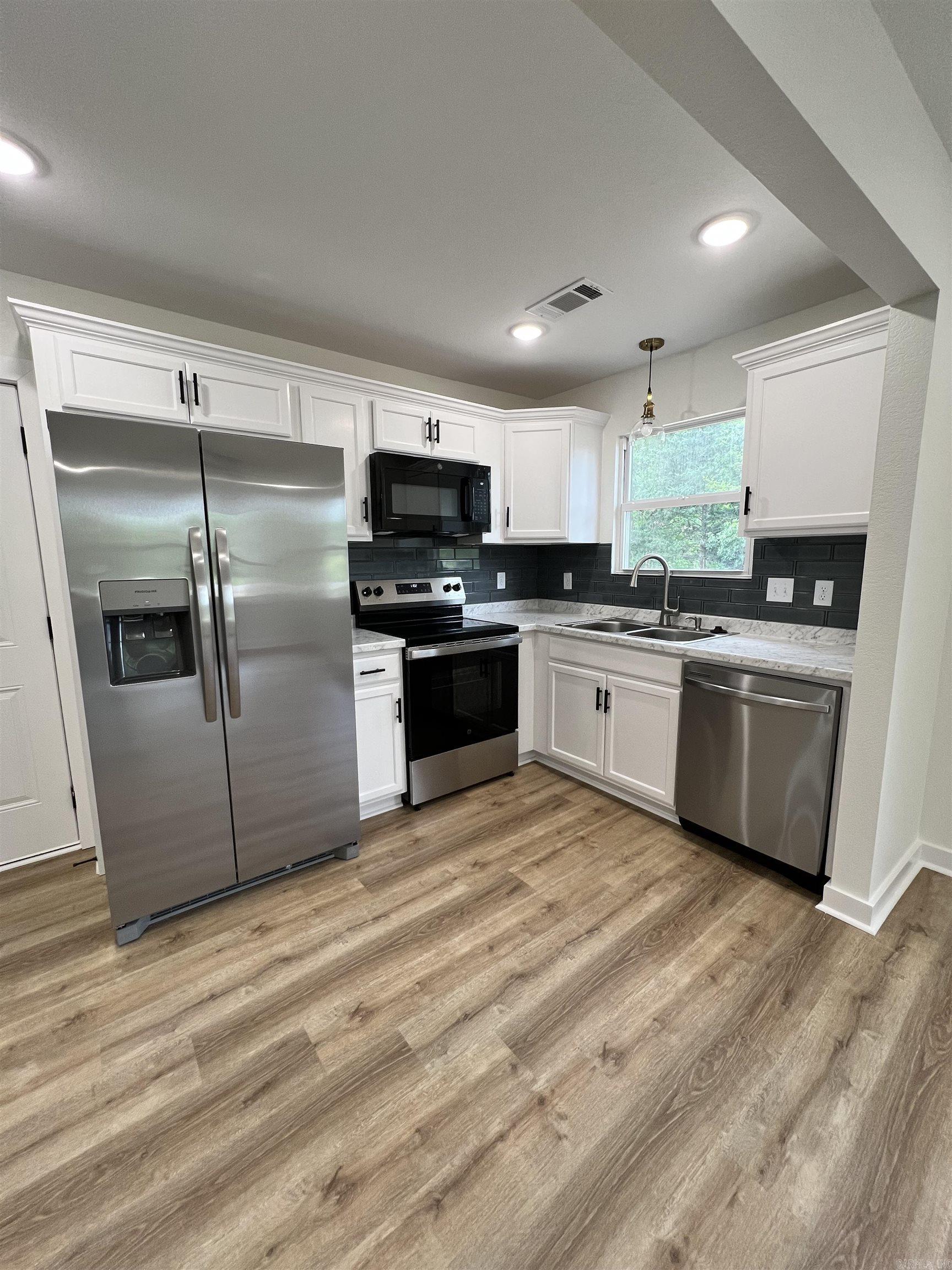 105 Pasco  Bald Knob, AR