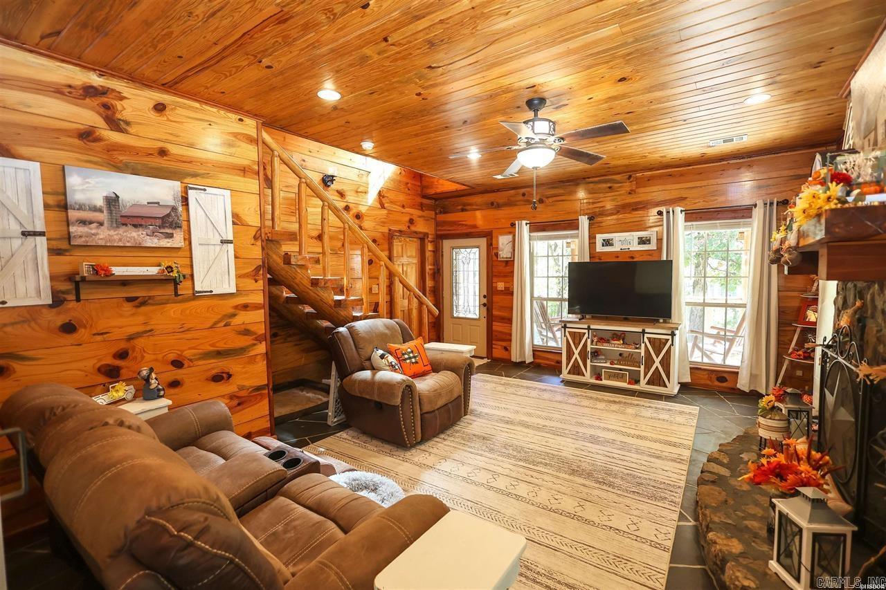 646 School  Amity, AR