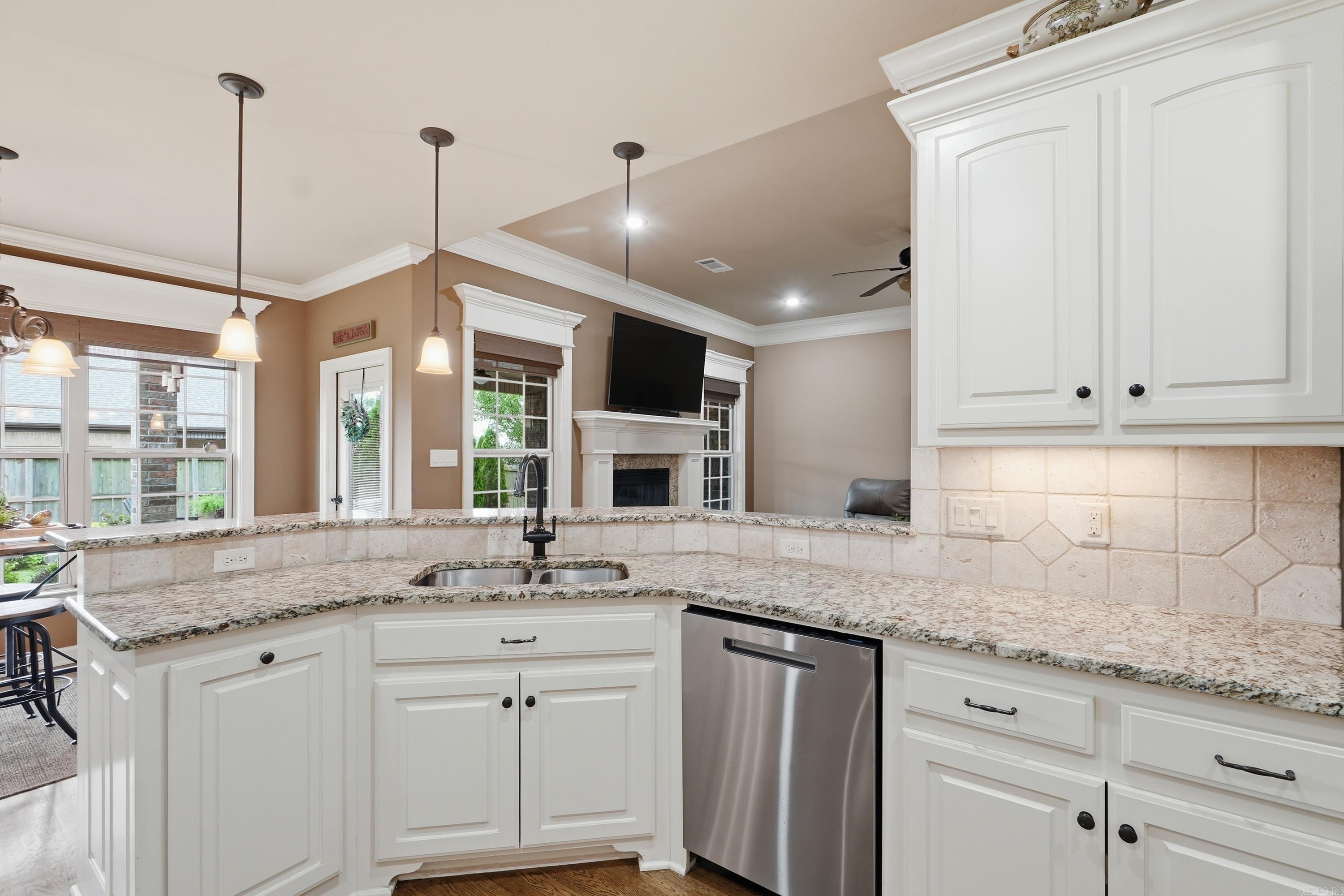 3005 Coldwater Dr  Benton, AR