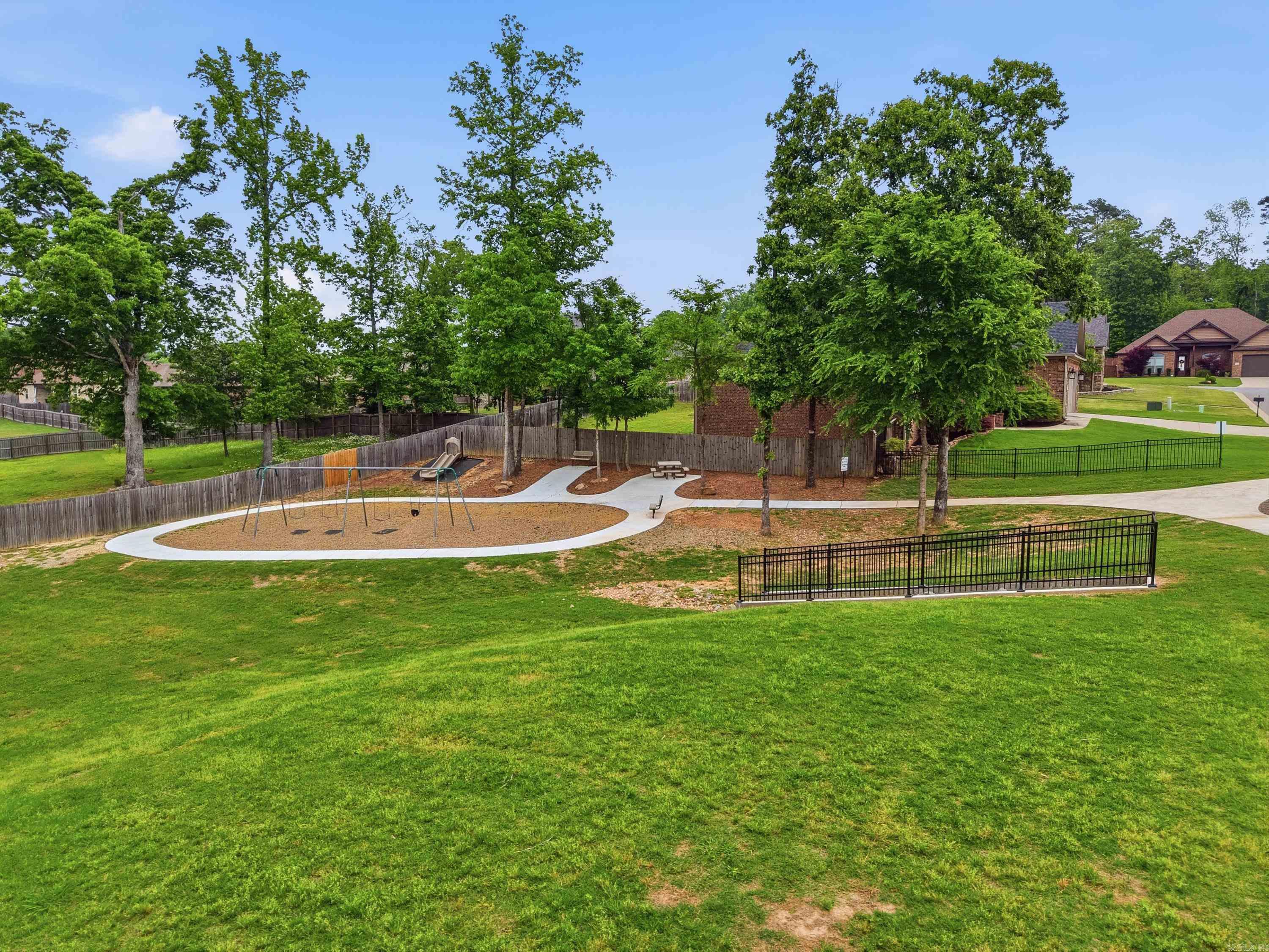 3005 Coldwater Dr  Benton, AR