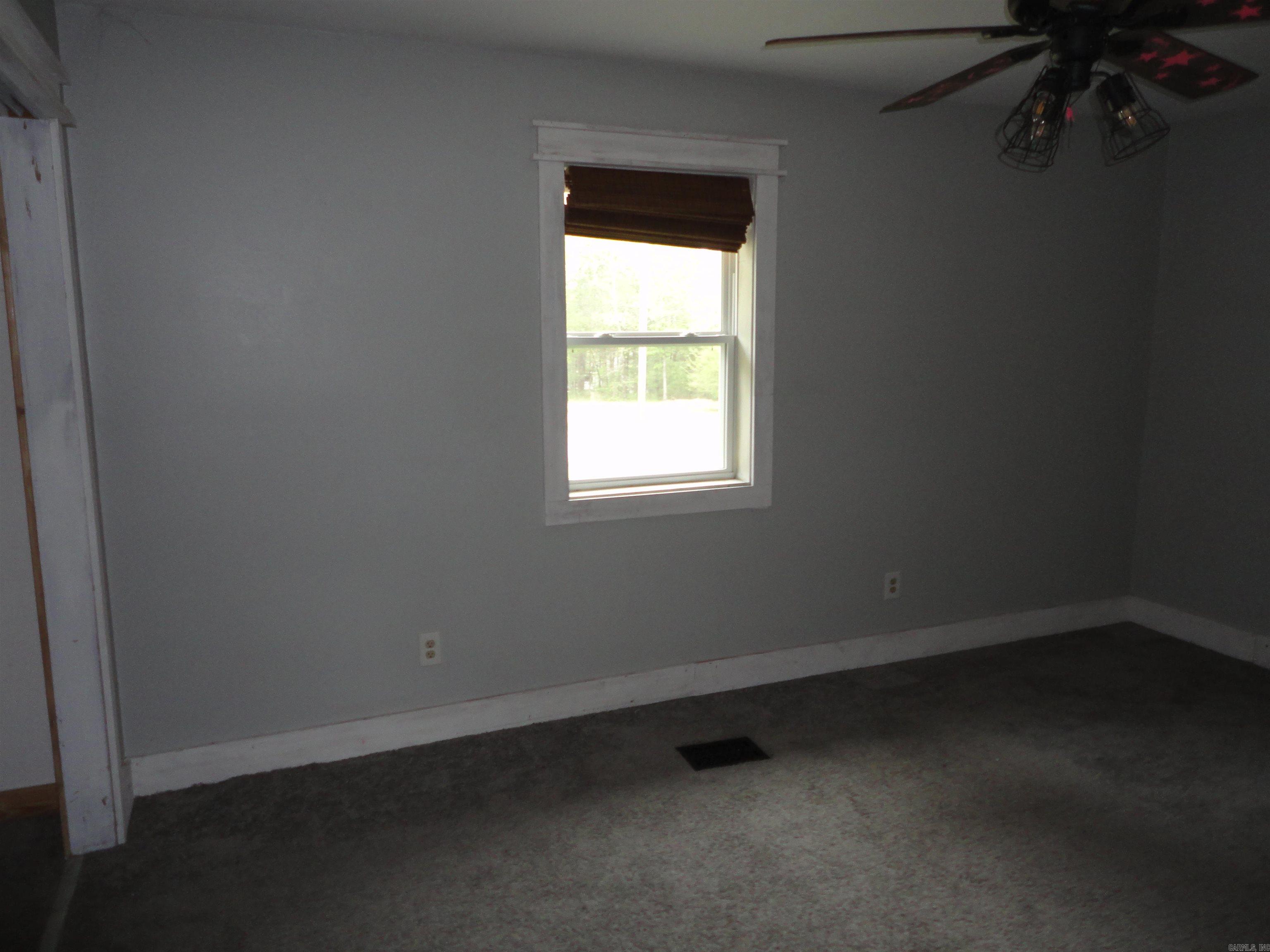 24 Smith  Tumbling Shoals, AR