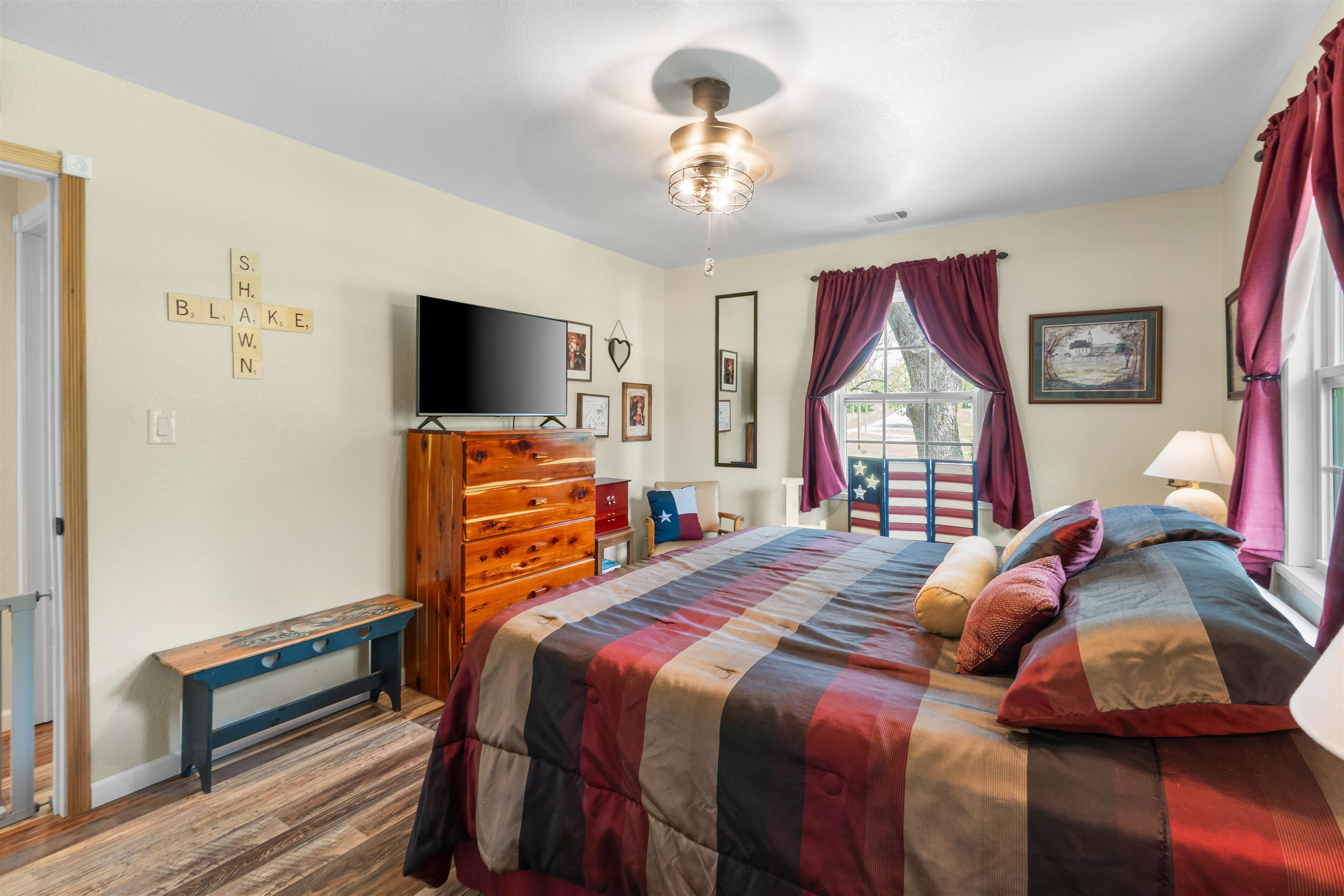 215 W Main Street  Evening Shade, AR