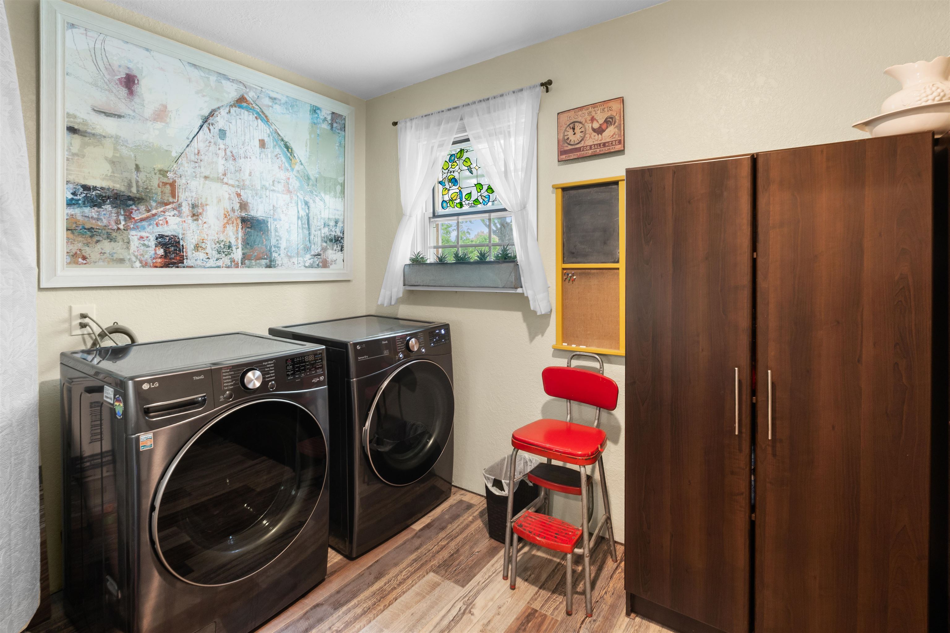 215 W Main Street  Evening Shade, AR