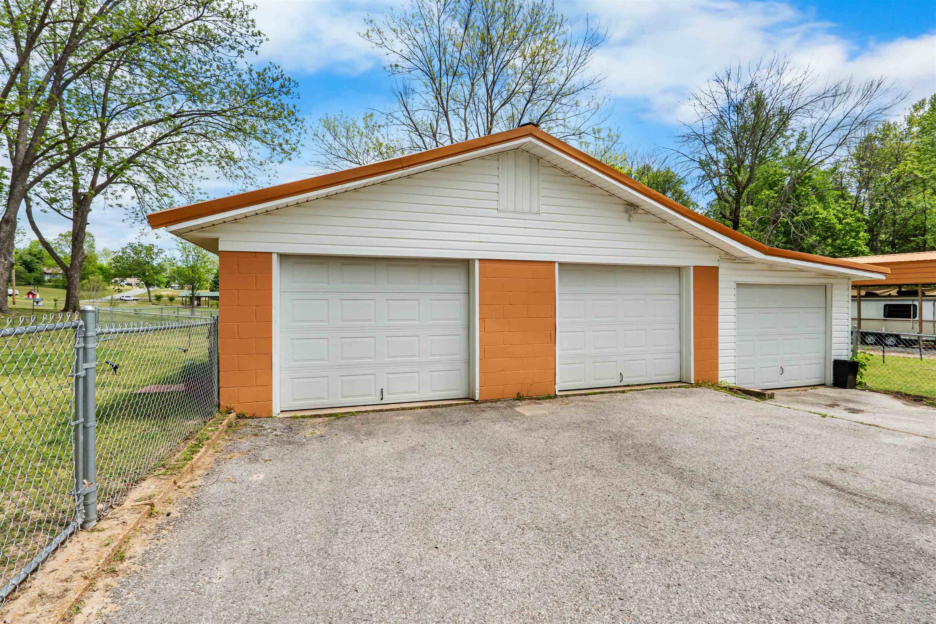 215 W Main Street  Evening Shade, AR