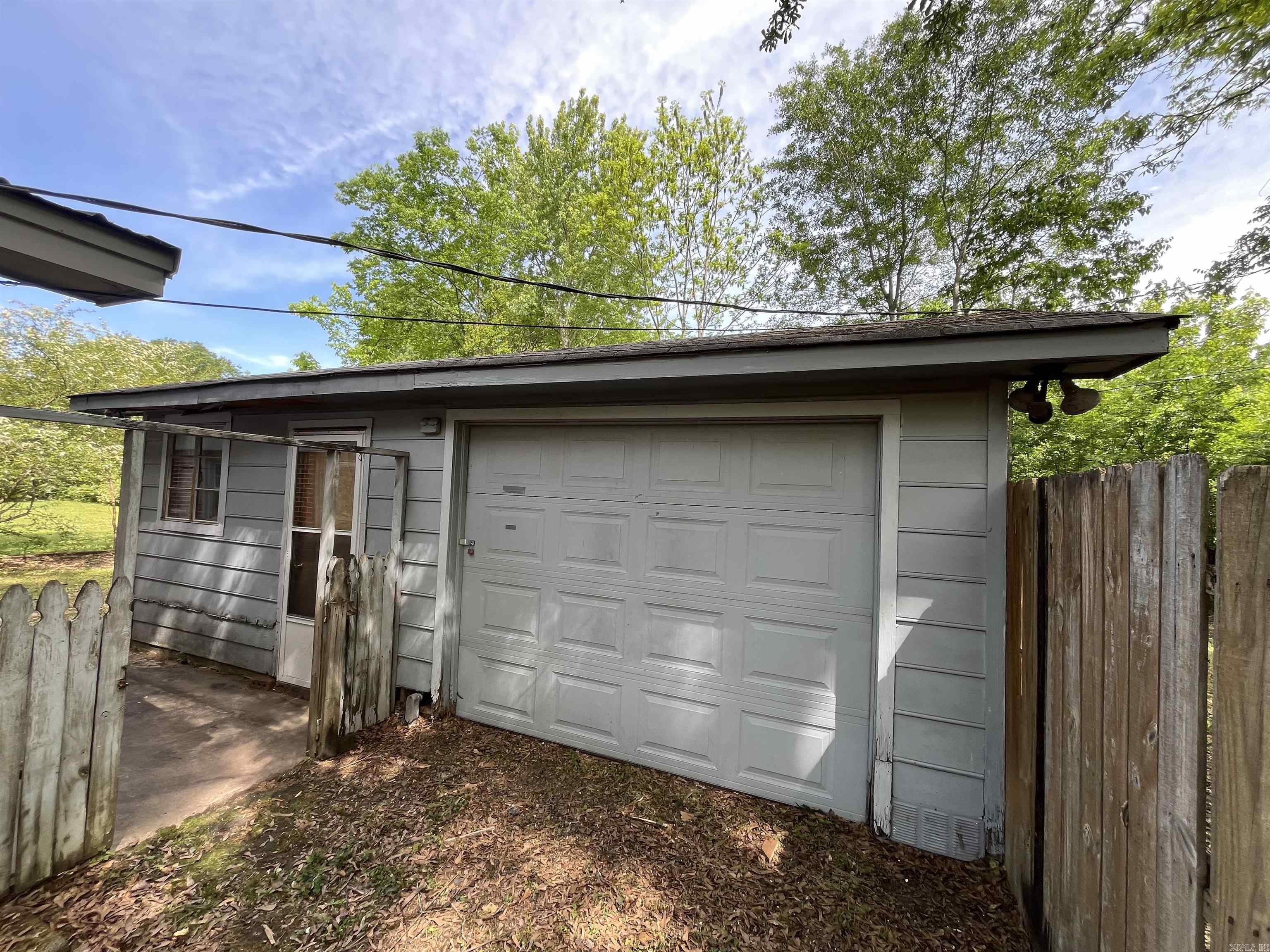 1610 Jones Dr  Conway, AR