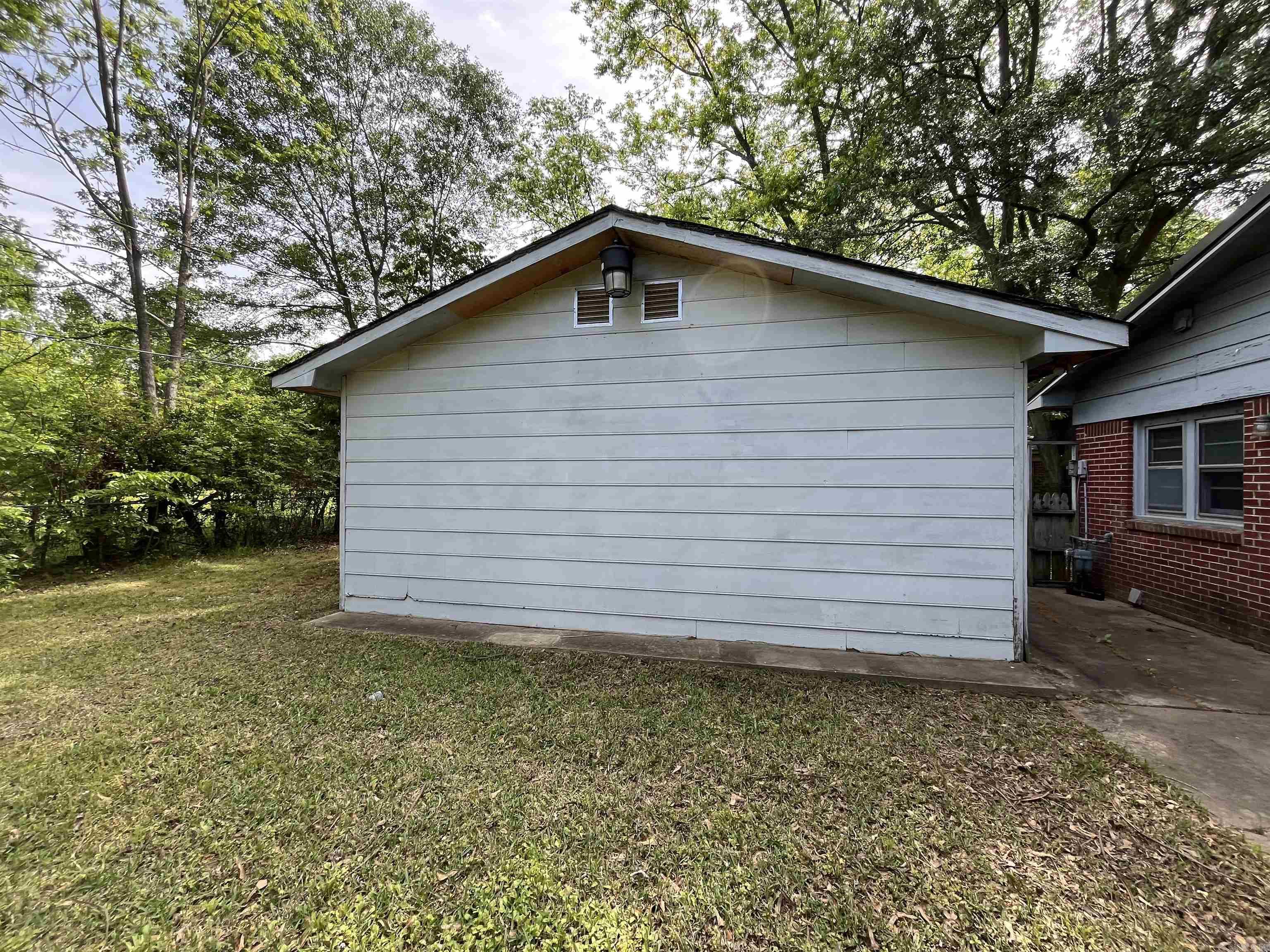 1610 Jones Dr  Conway, AR