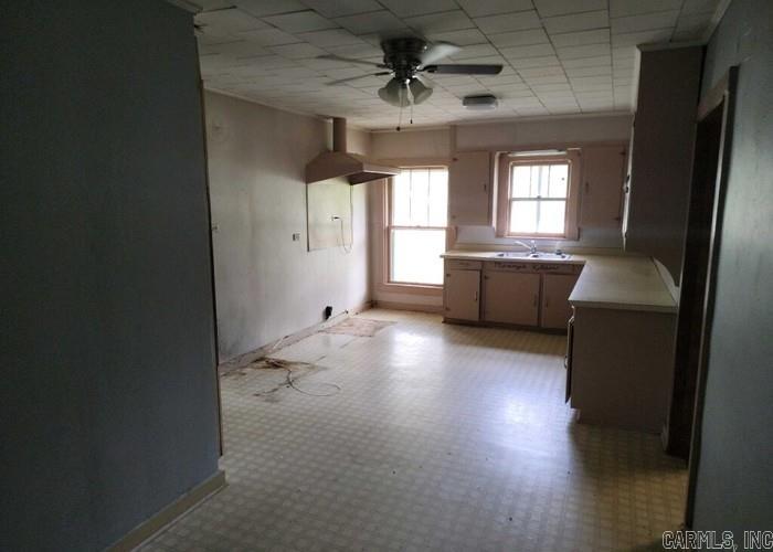 194 Ouachita 54 Camden, AR 71701