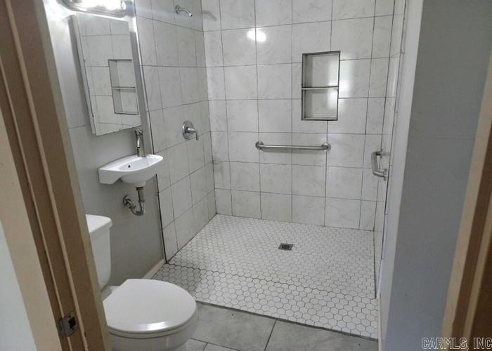 194 Ouachita 54 Camden, AR 71701