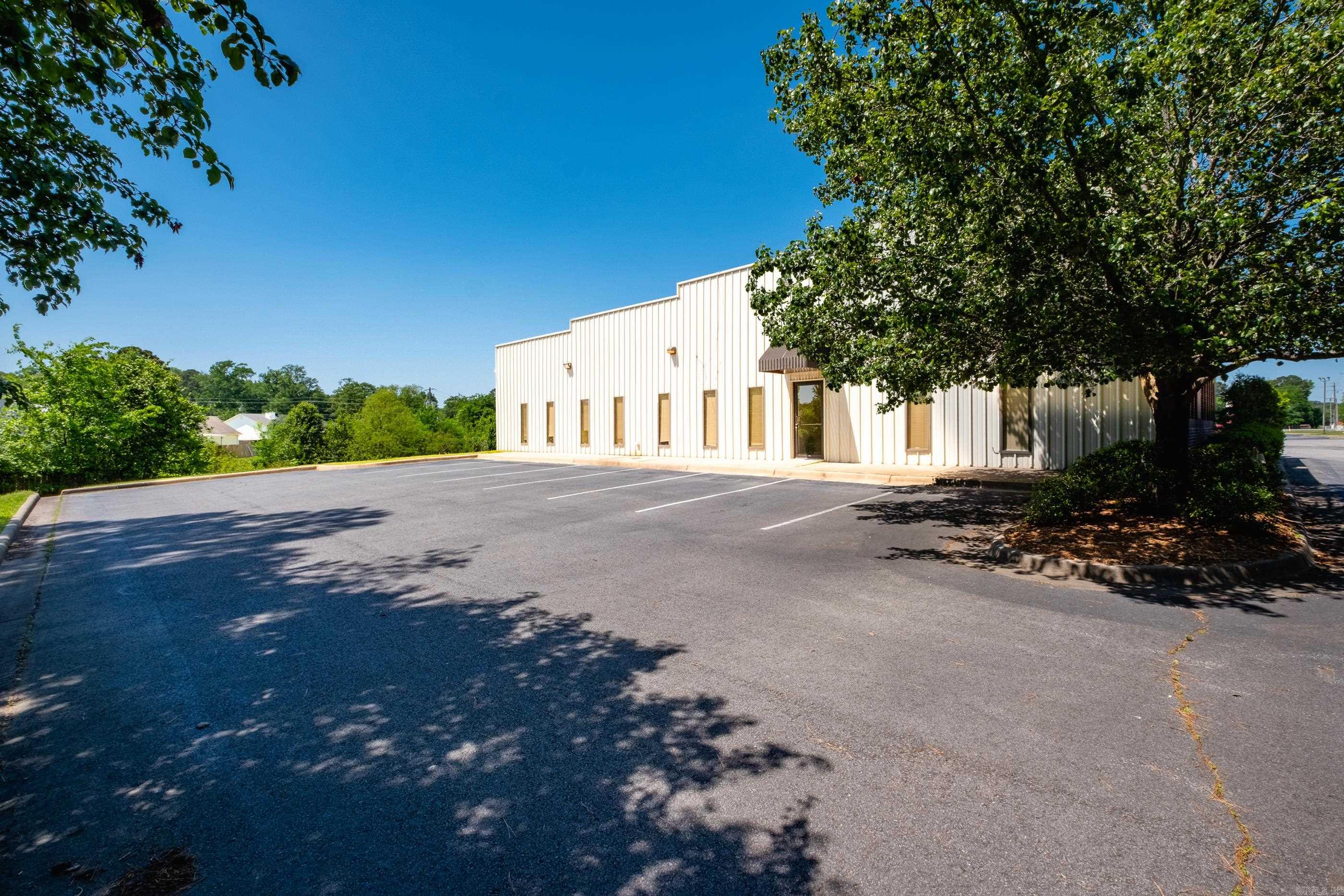 2615 N Prickett  Bryant, AR