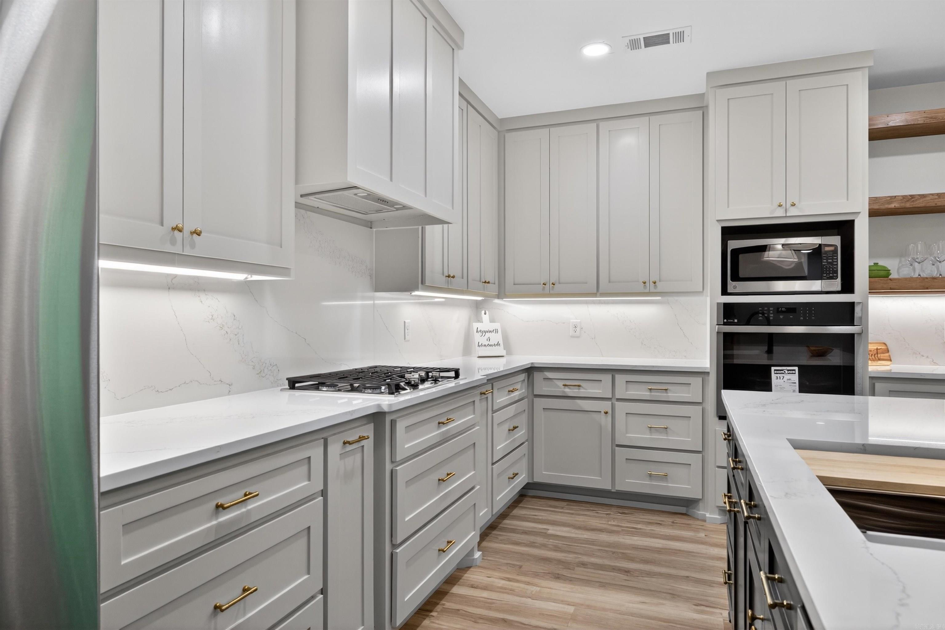 36 Baltanas  Hot Springs Village, AR