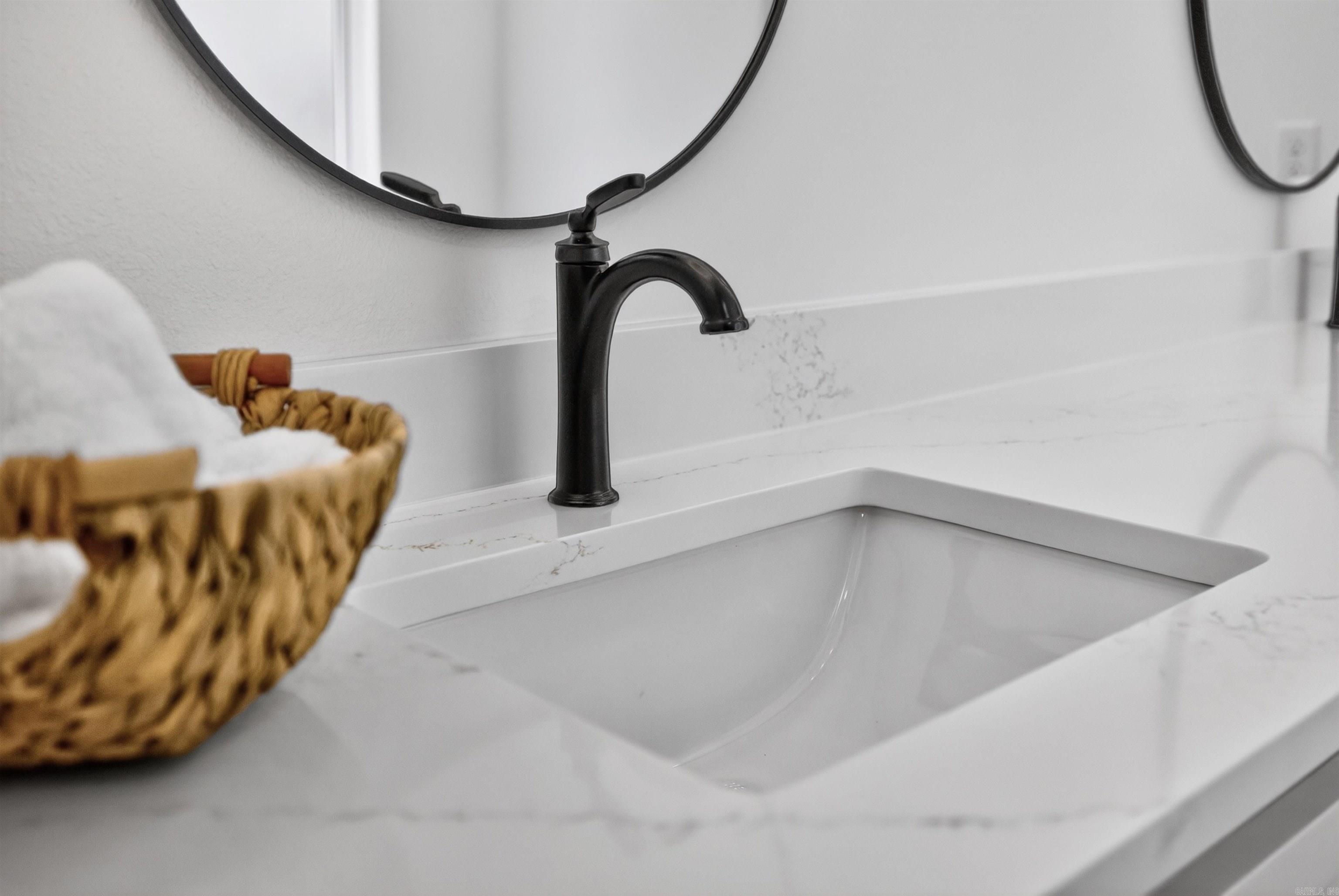 36 Baltanas  Hot Springs Village, AR