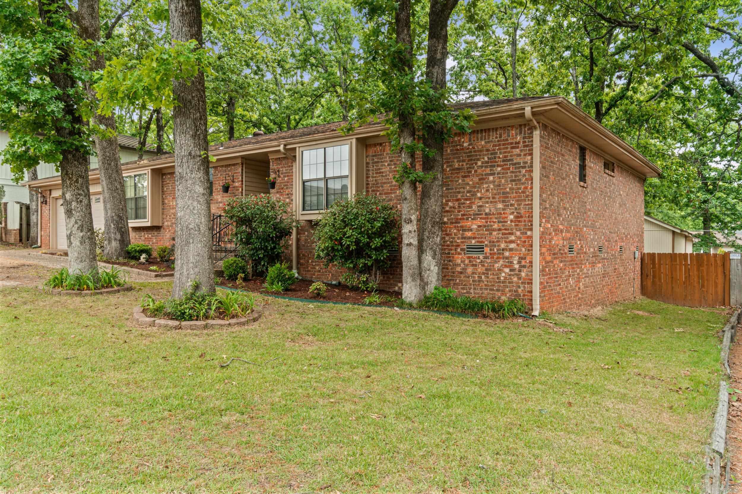 1210 Coulter  Sherwood, AR