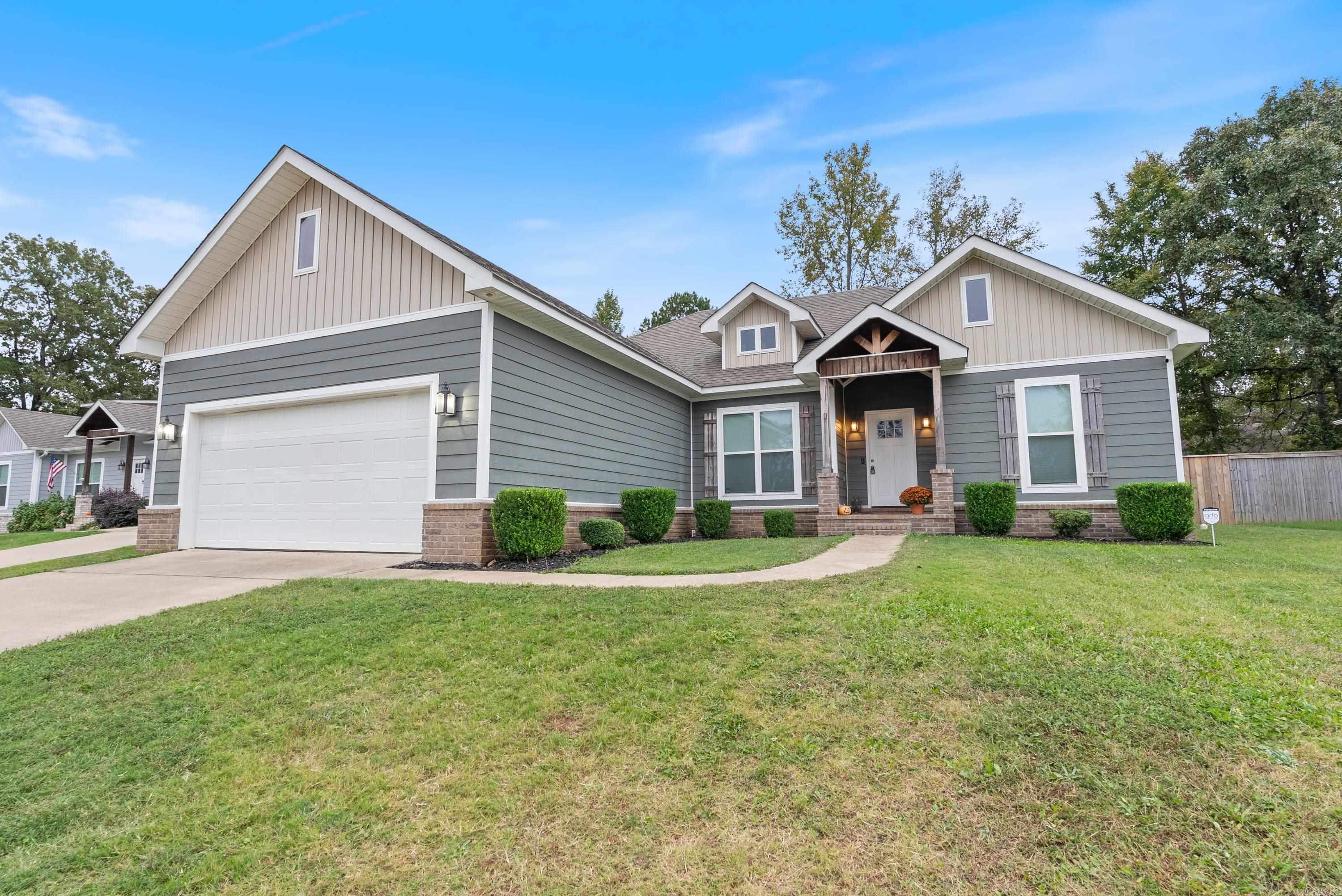 26 Canten  Greenbrier, AR