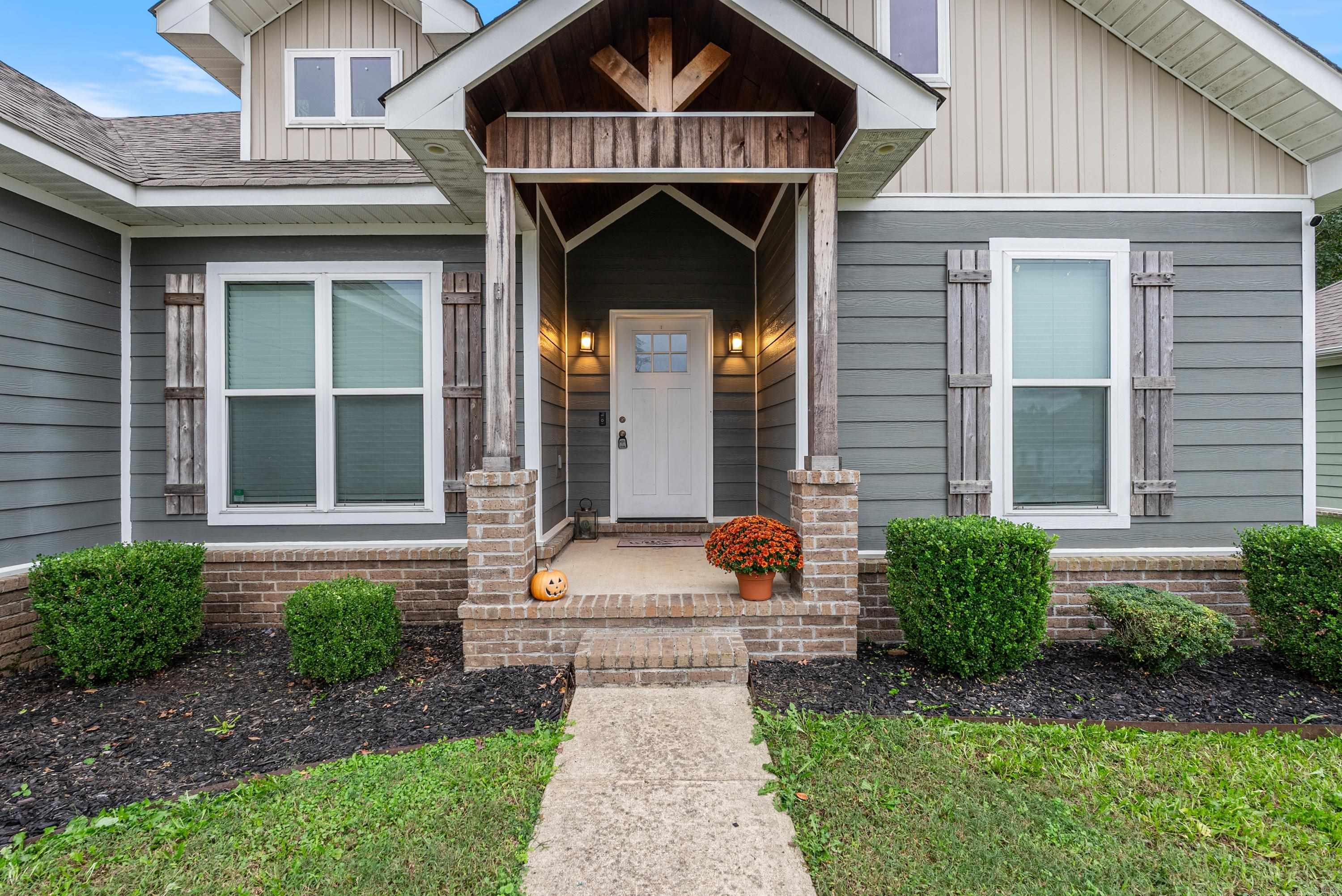 26 Canten  Greenbrier, AR