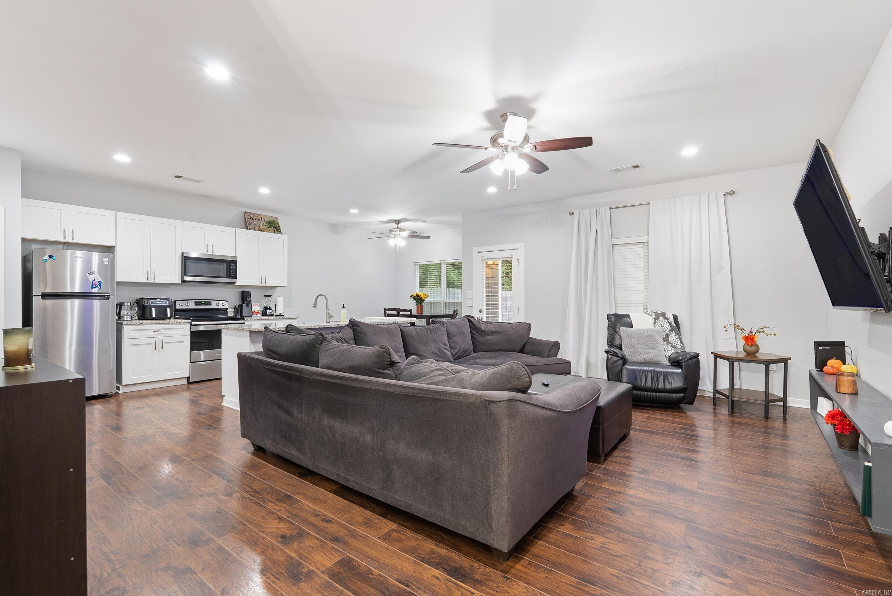 26 Canten  Greenbrier, AR