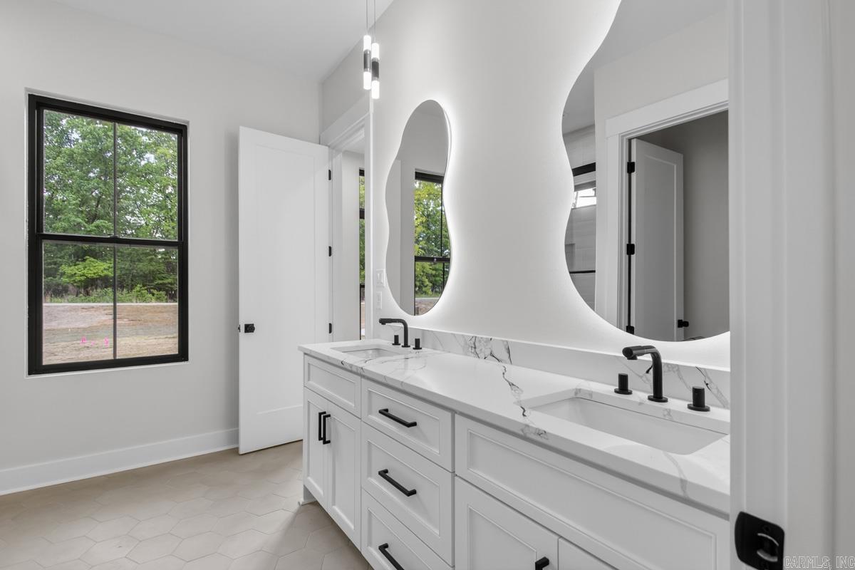 1054 Sungate Drive  Alexander, AR