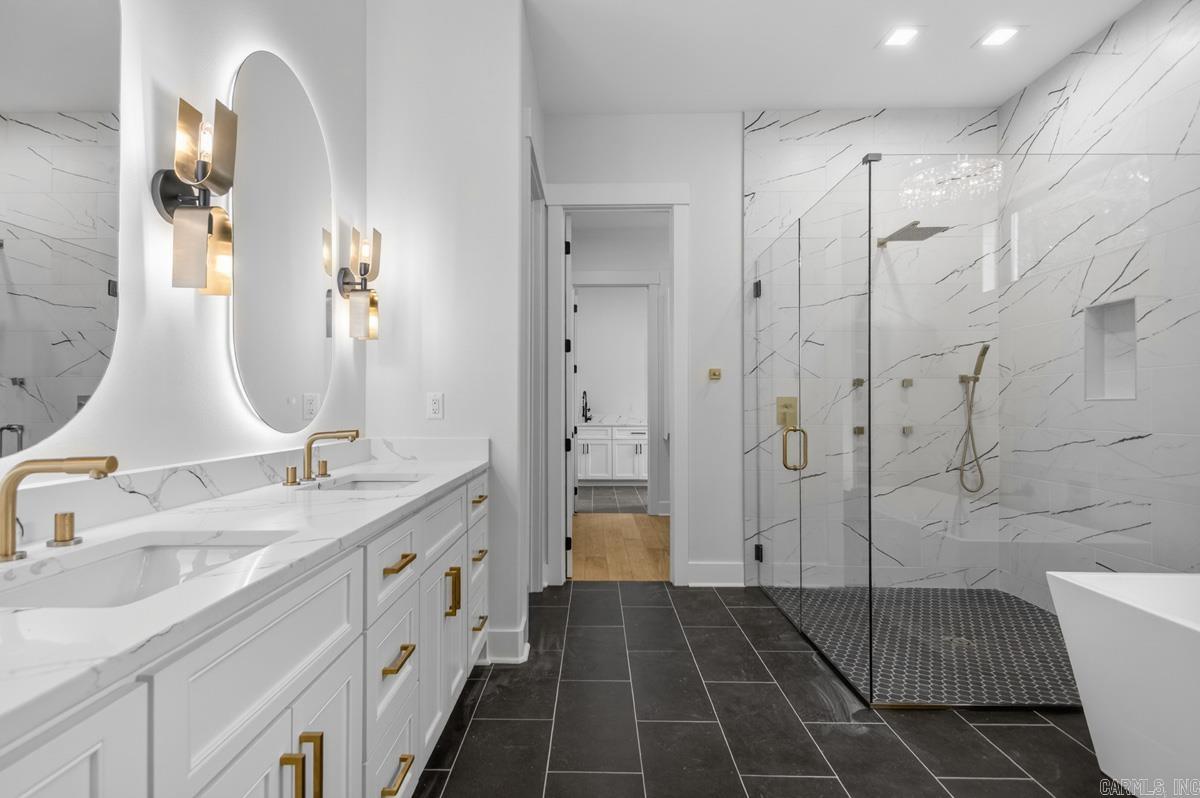 1054 Sungate Drive  Alexander, AR