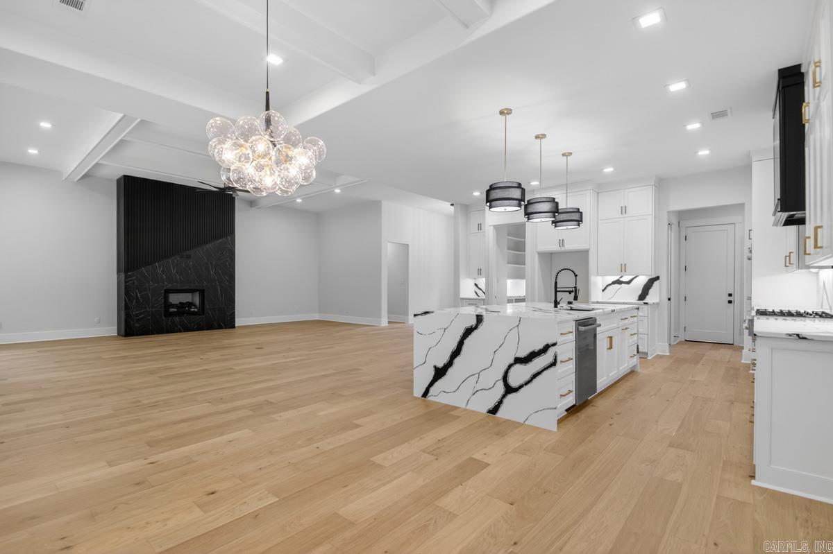 1054 Sungate Drive  Alexander, AR