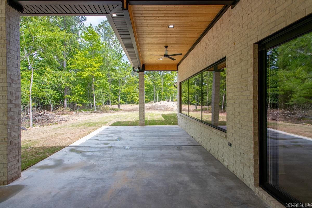 1054 Sungate Drive  Alexander, AR