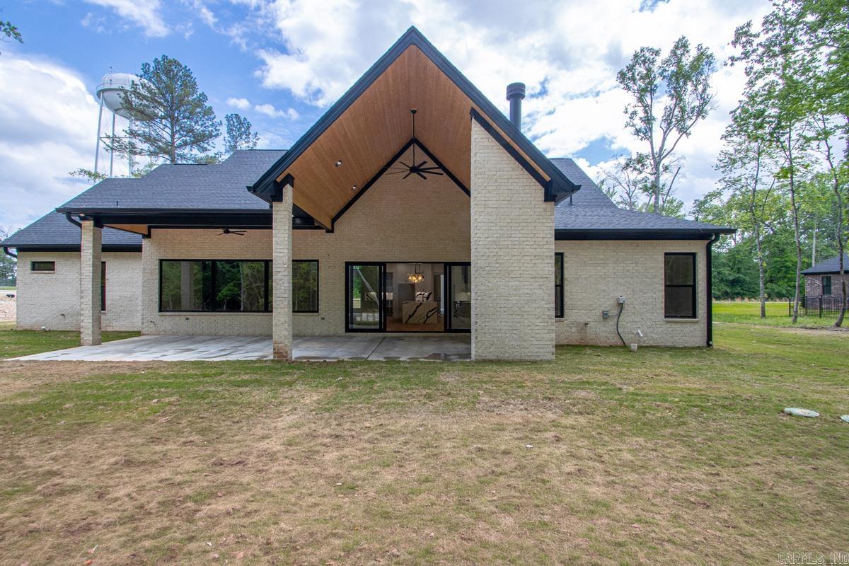 1054 Sungate Drive  Alexander, AR