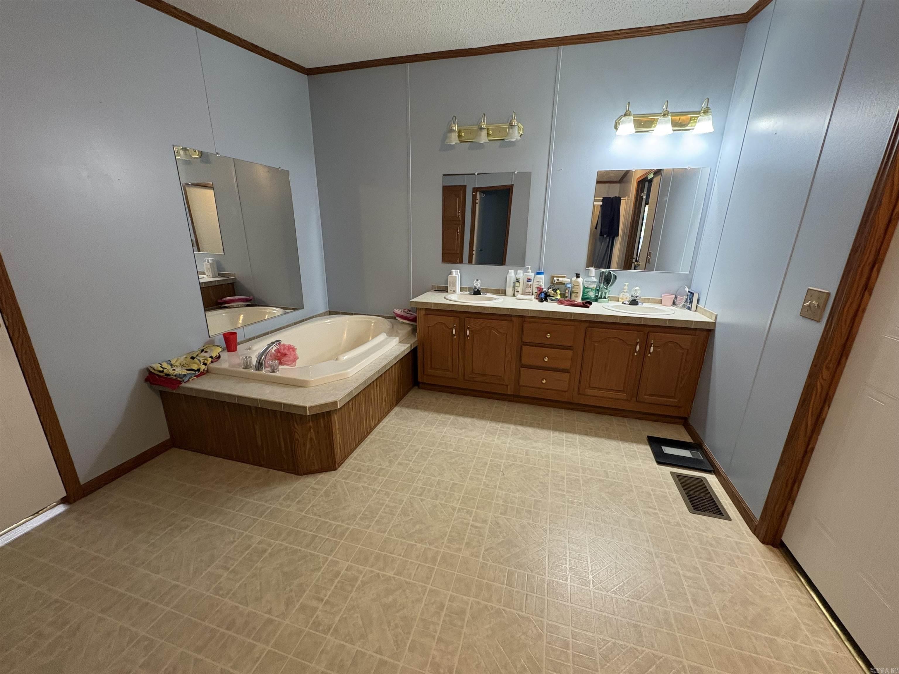 631 CR 853  Green For., AR