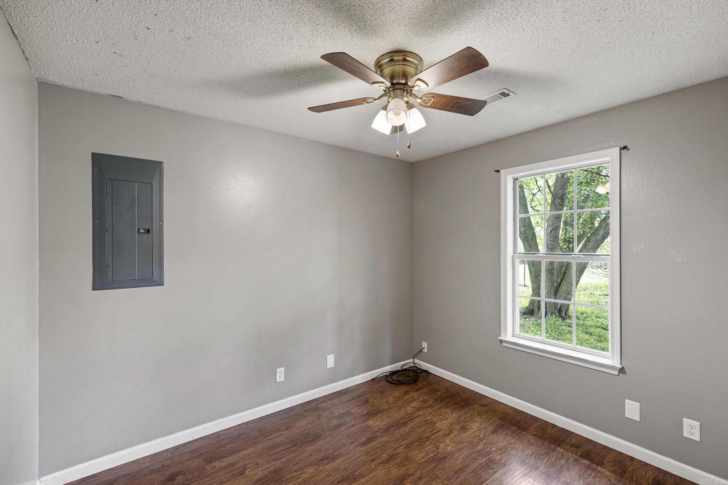 10 Cagle Street Clarksville, AR 72830