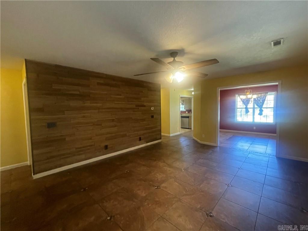 10 Cagle  Clarksville, AR