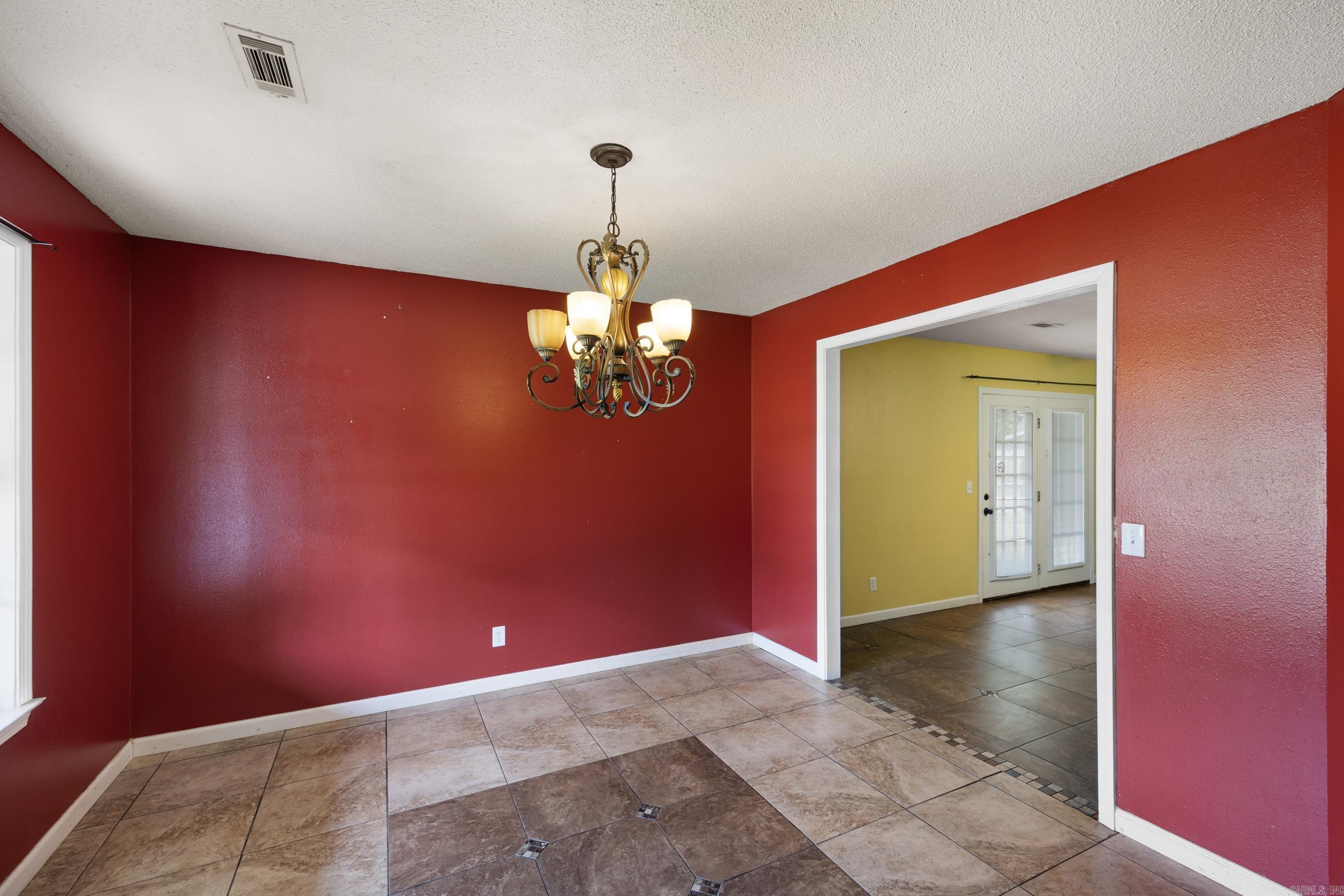 10 Cagle Street Clarksville, AR 72830