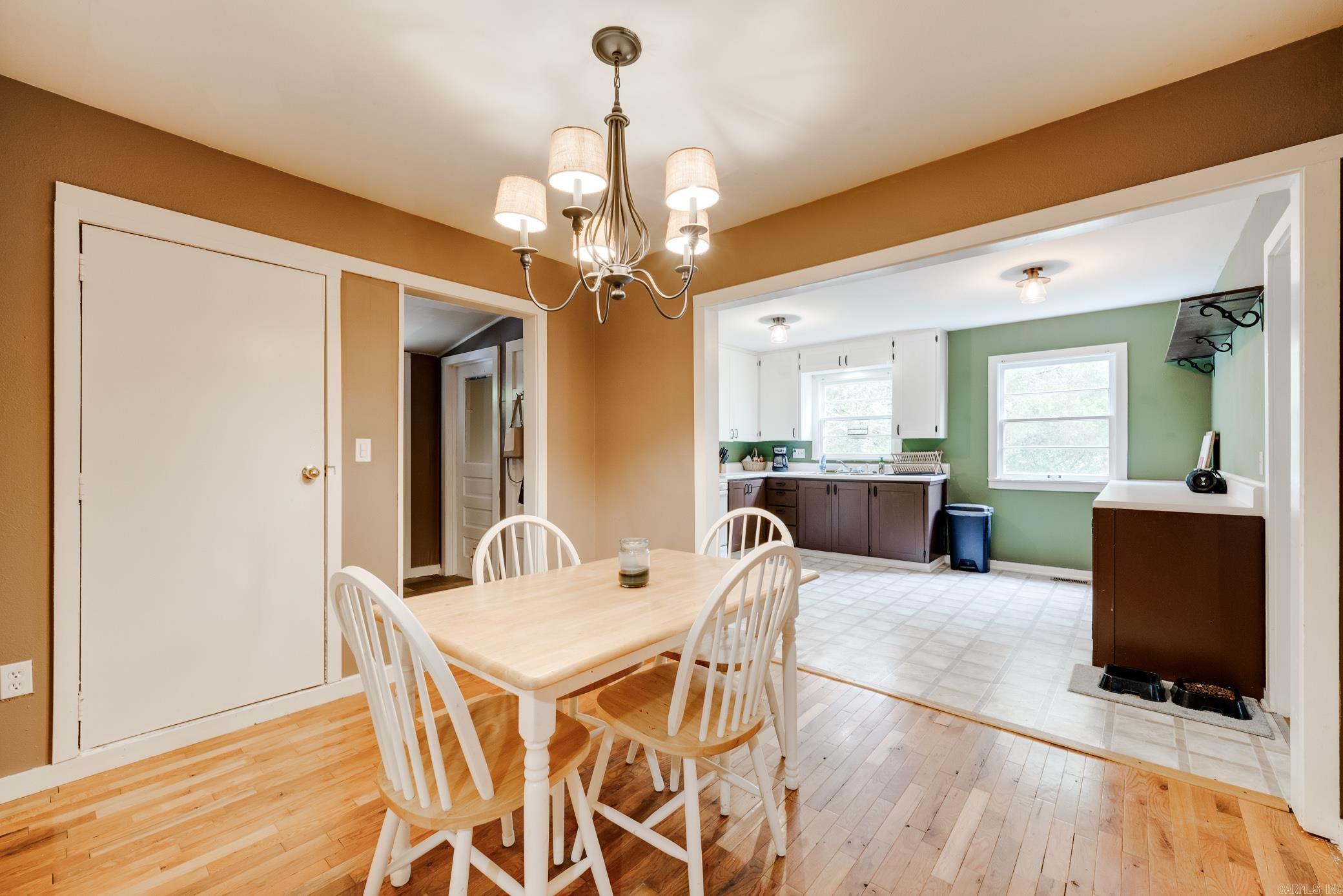 1204 W Main  Heber Springs, AR