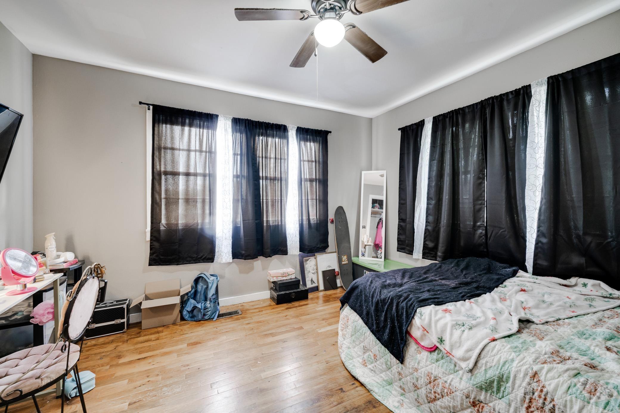 1204 W Main  Heber Springs, AR