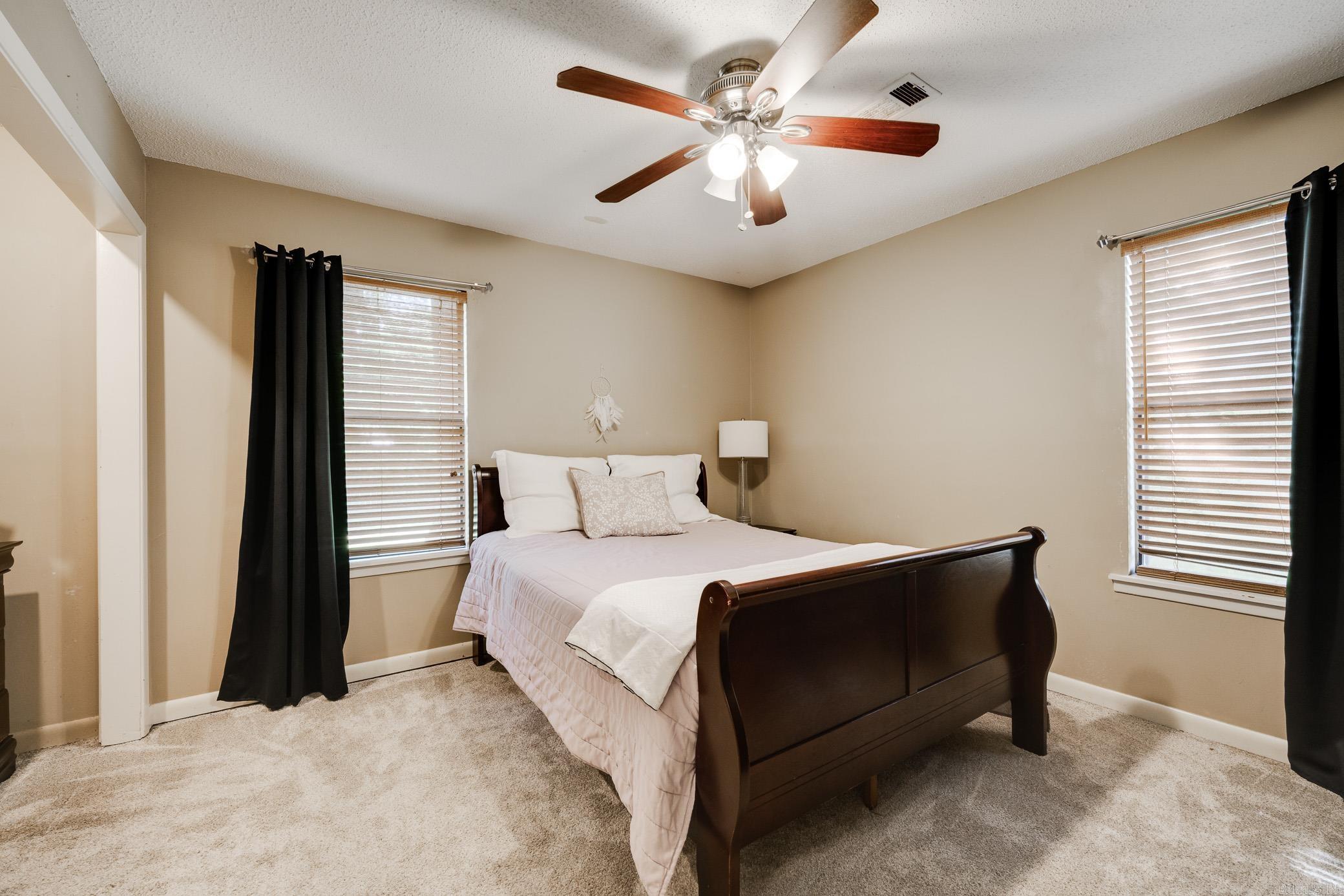 3 Hawthorne  Conway, AR