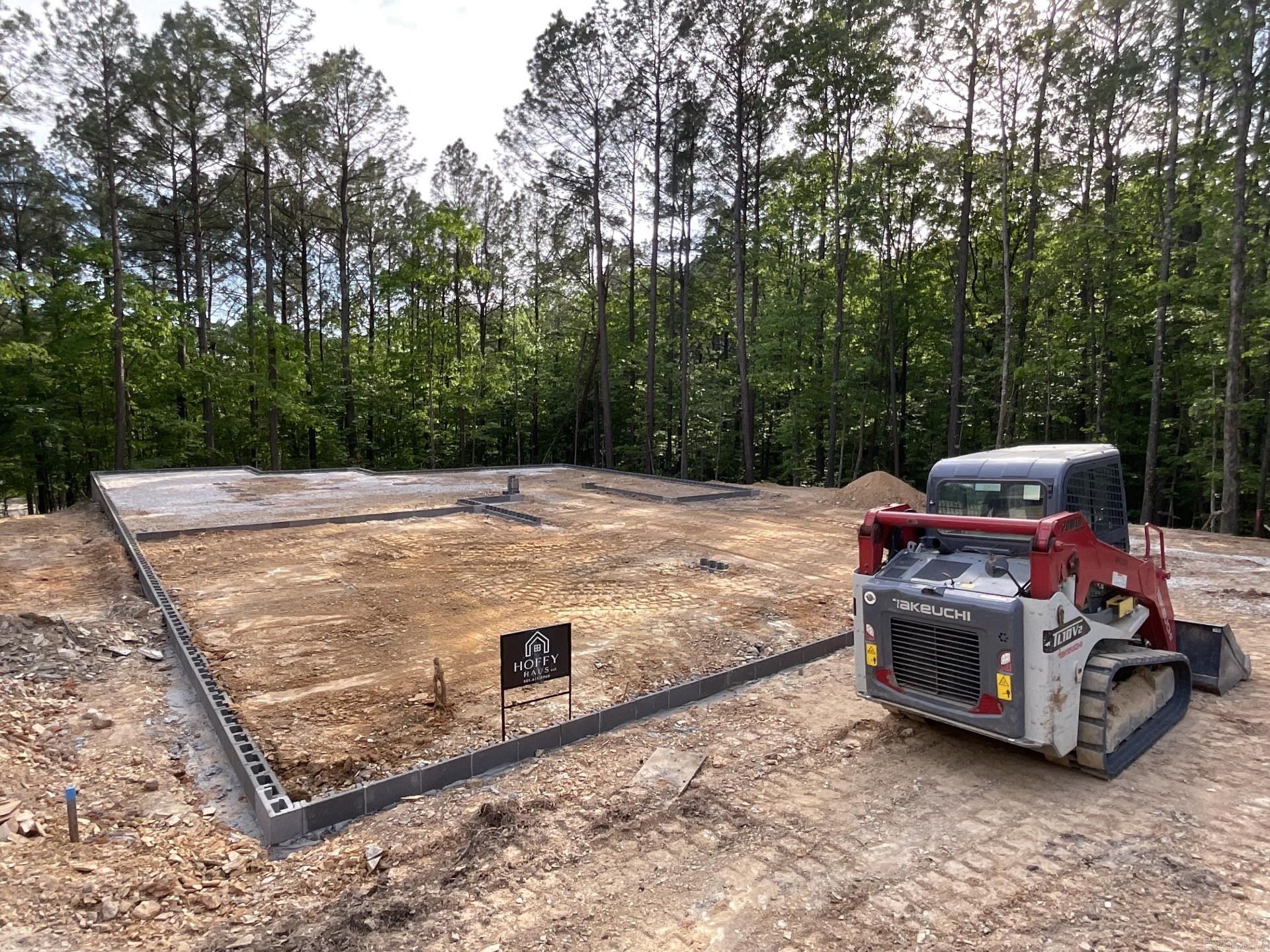 10 Ideal  Hot Springs Village, AR