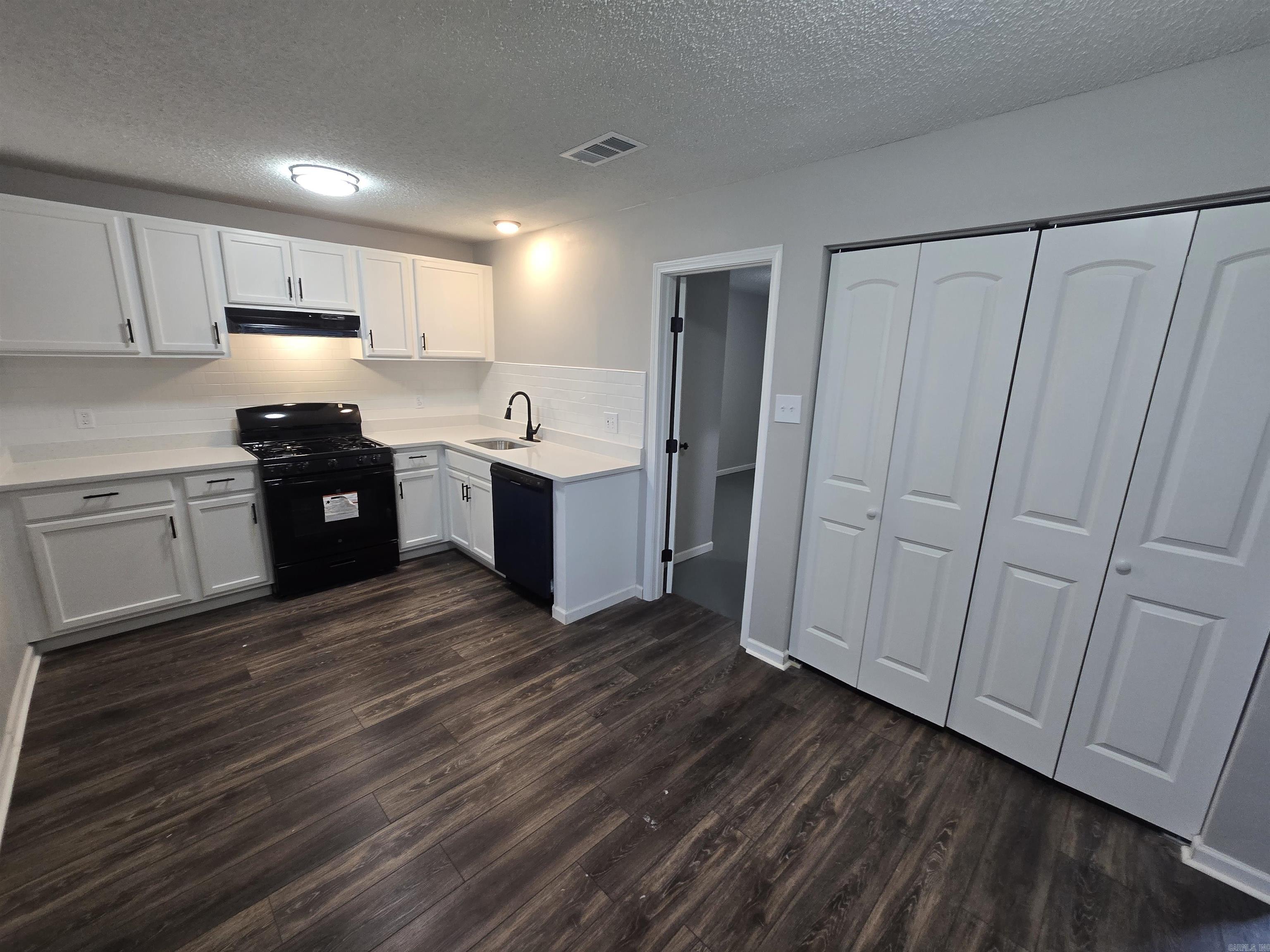 6500 Medford Ln  North Little Rock, AR