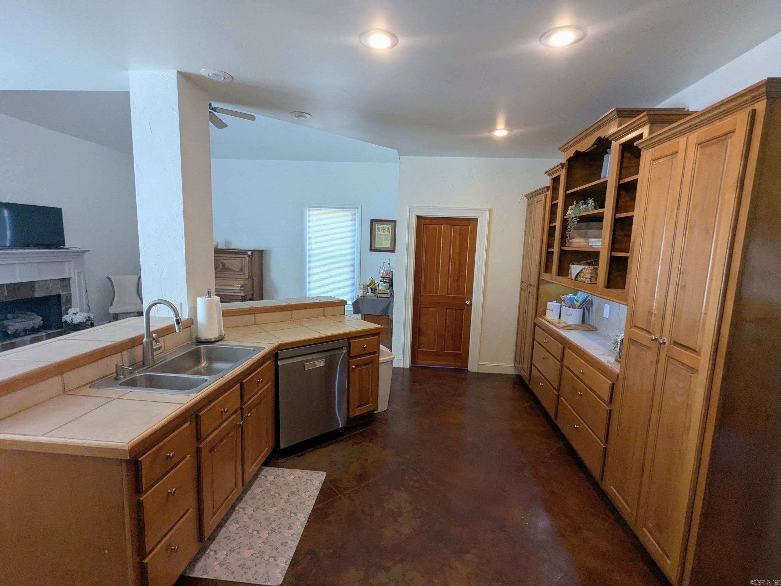 2111 Autumn  Jonesboro, AR