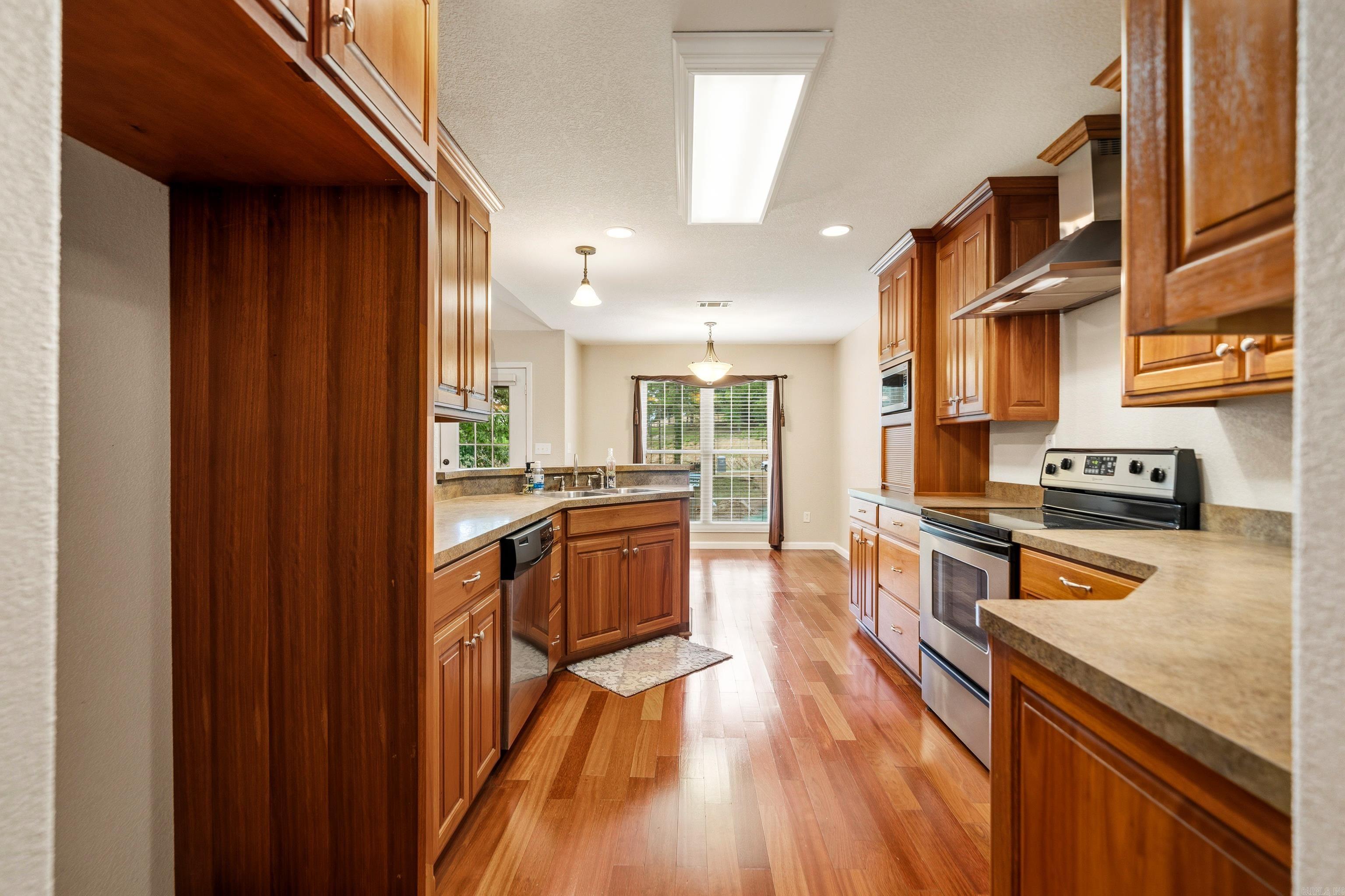 140 Clairmoor Ct  Hot Springs, AR