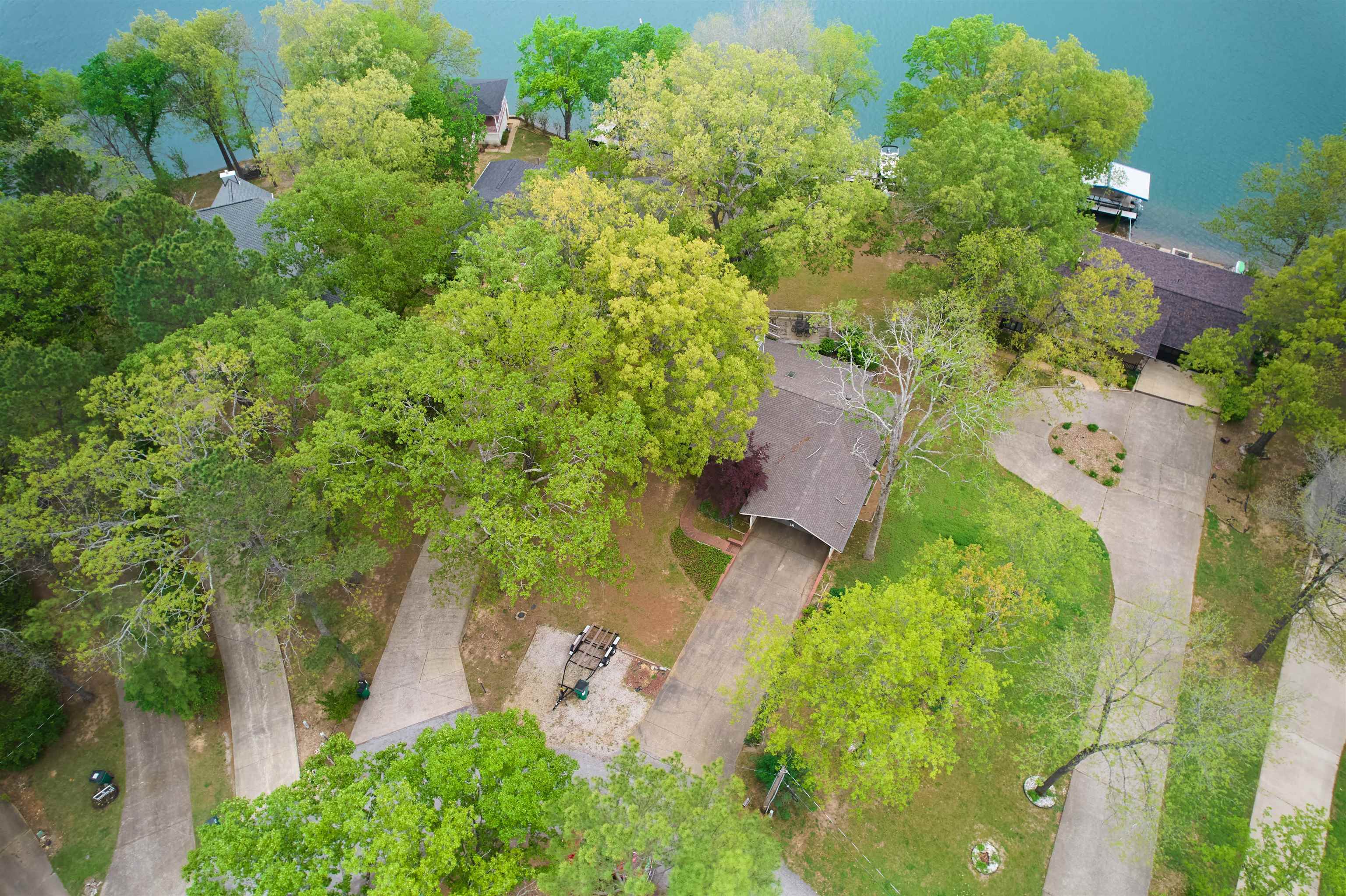 12 Winnebago Ter  Cherokee Village, AR