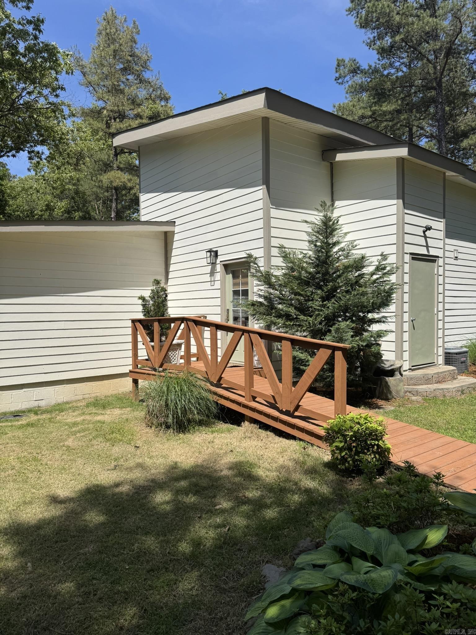 150 Old Schoolhouse  Beebe, AR