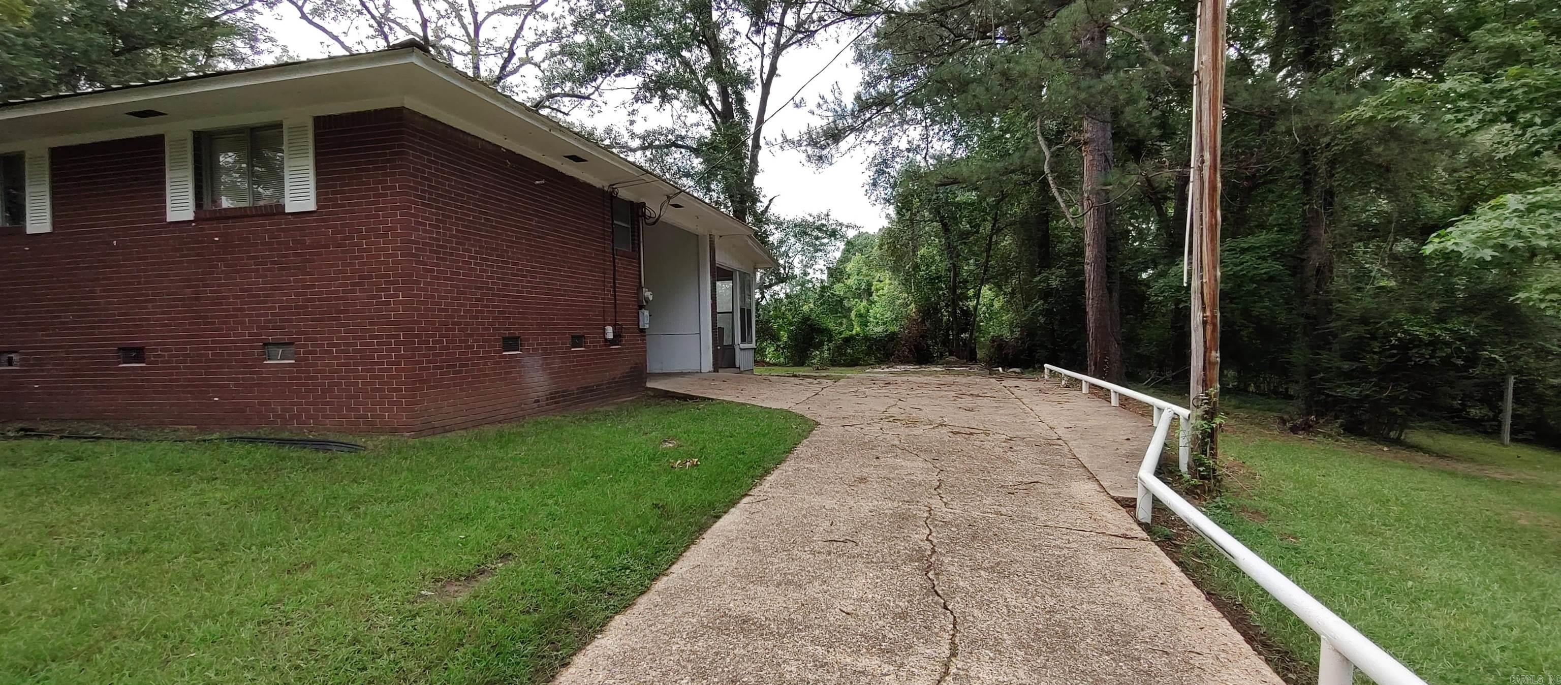 516 Oxford  Camden, AR