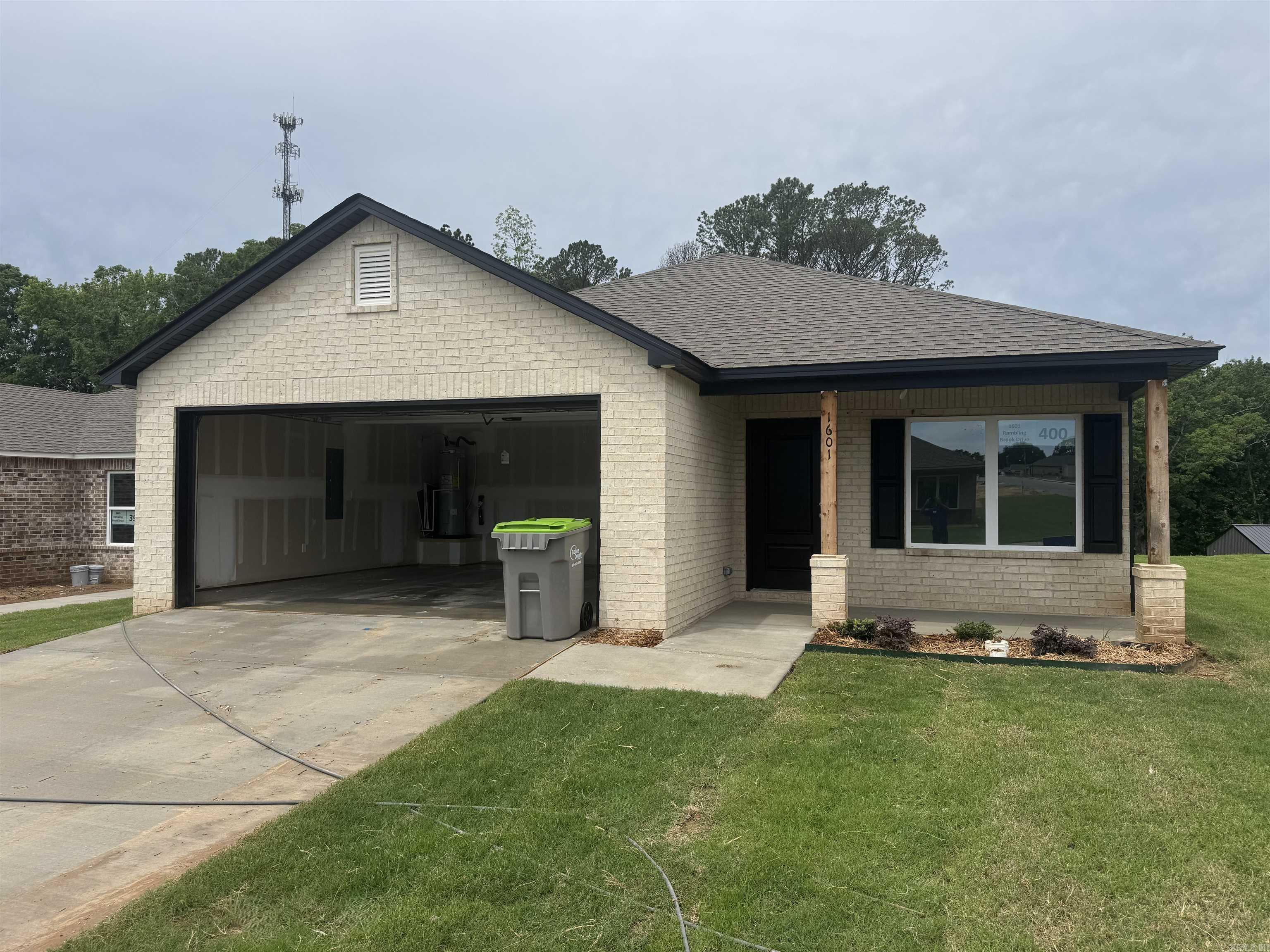 1601 Rambling Brook Drive