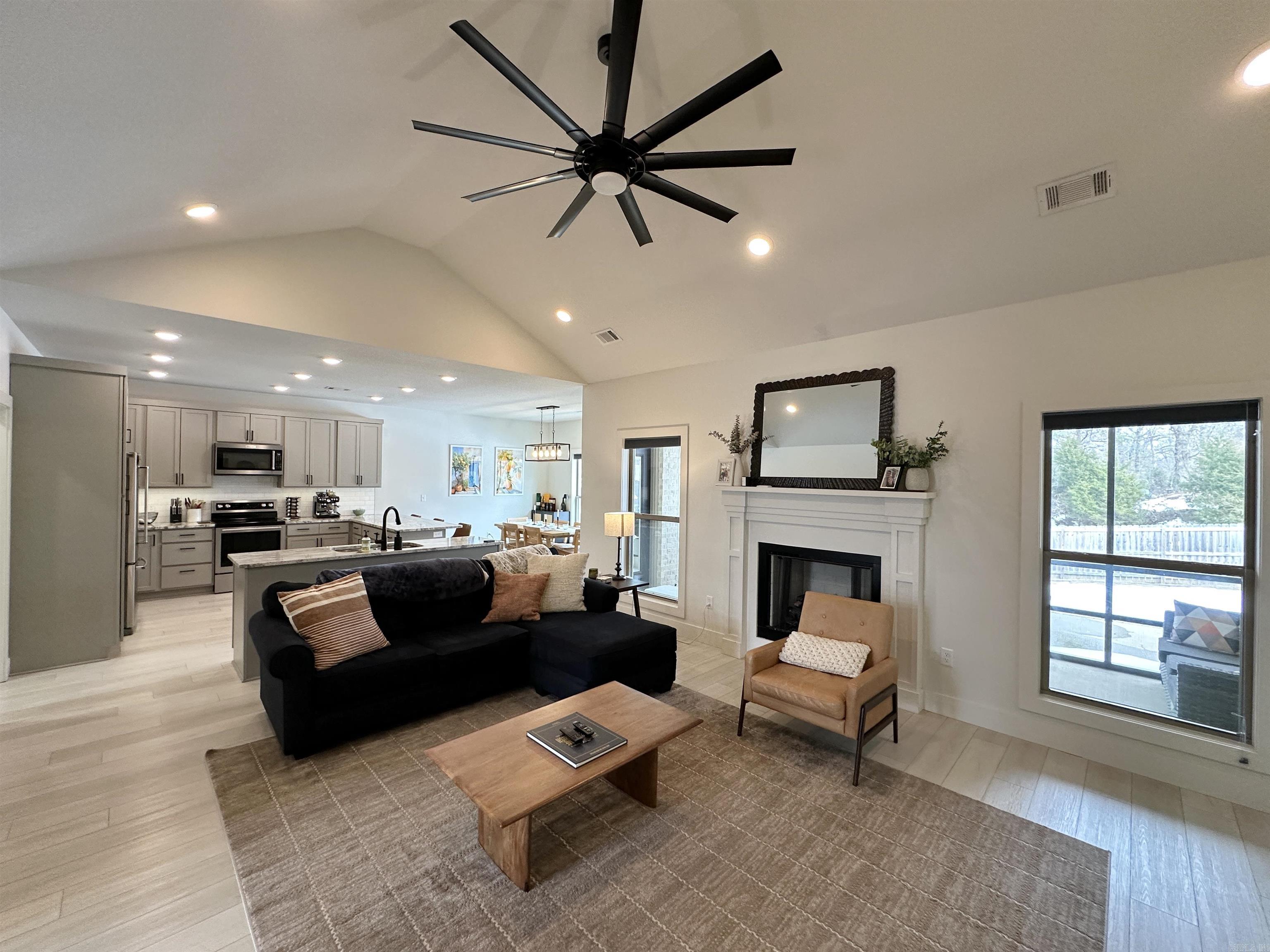 3420 Valencia  Jonesboro, AR