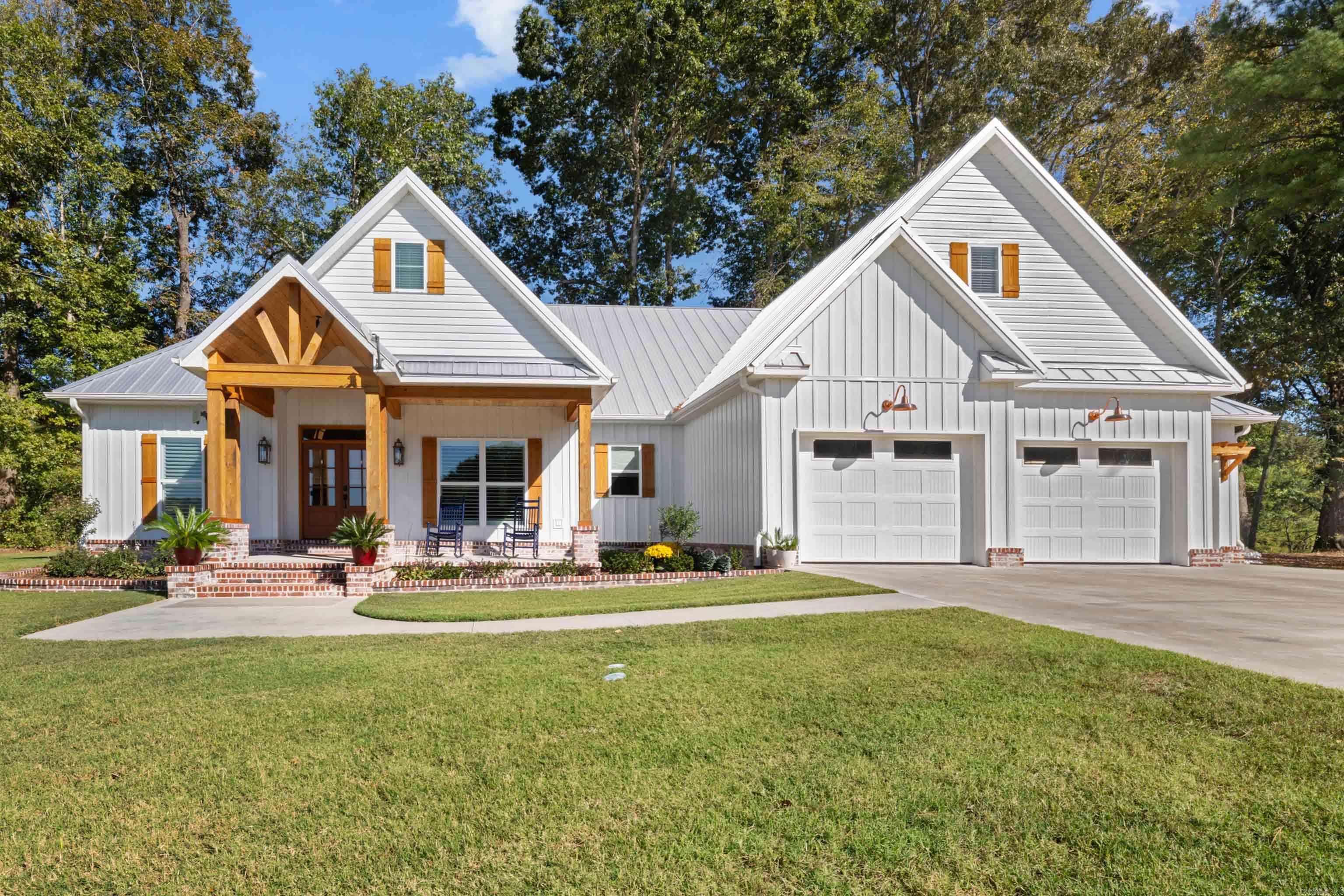 57 Iveon Clay Rd.  Pangburn, AR