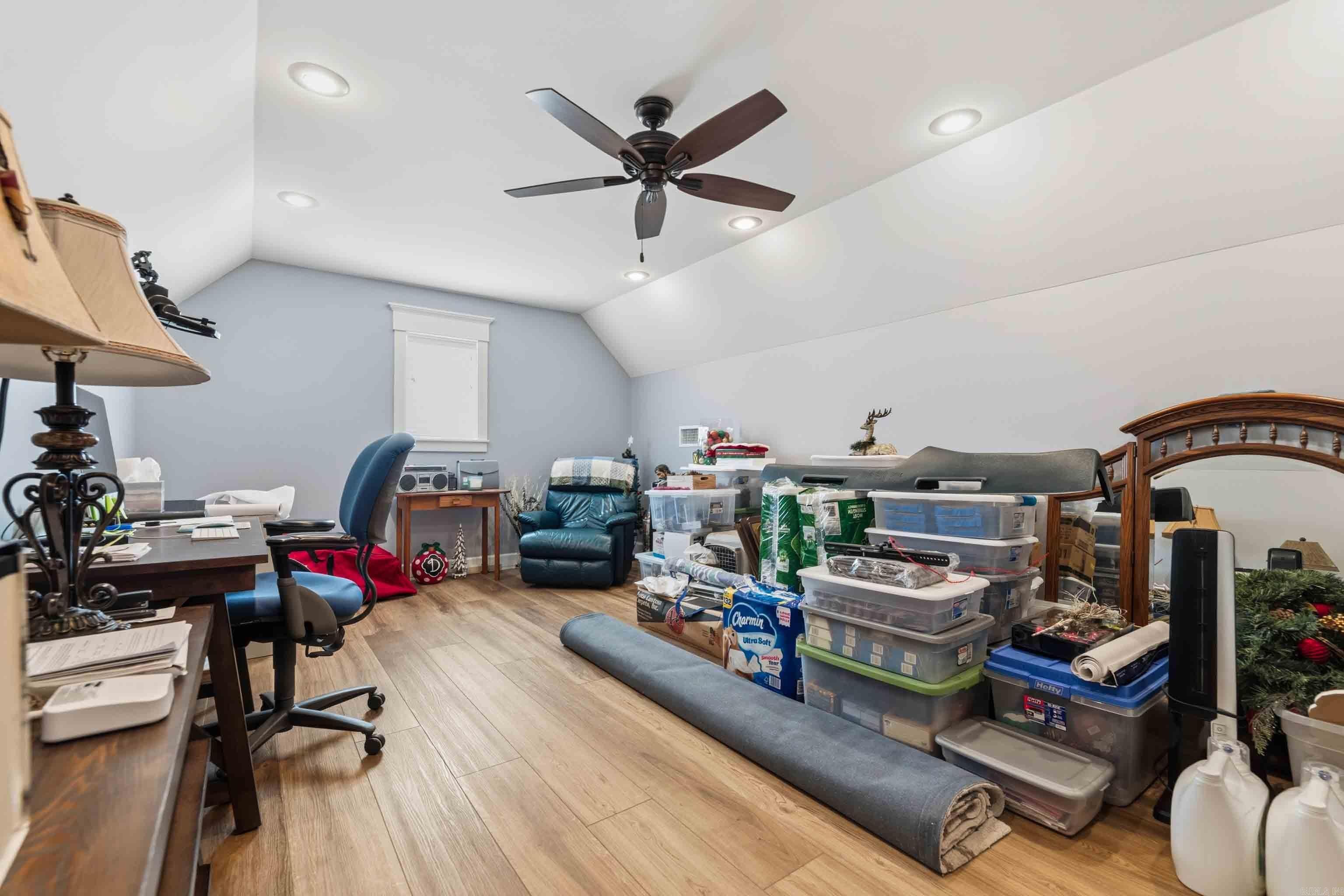 57 Iveon Clay Rd.  Pangburn, AR