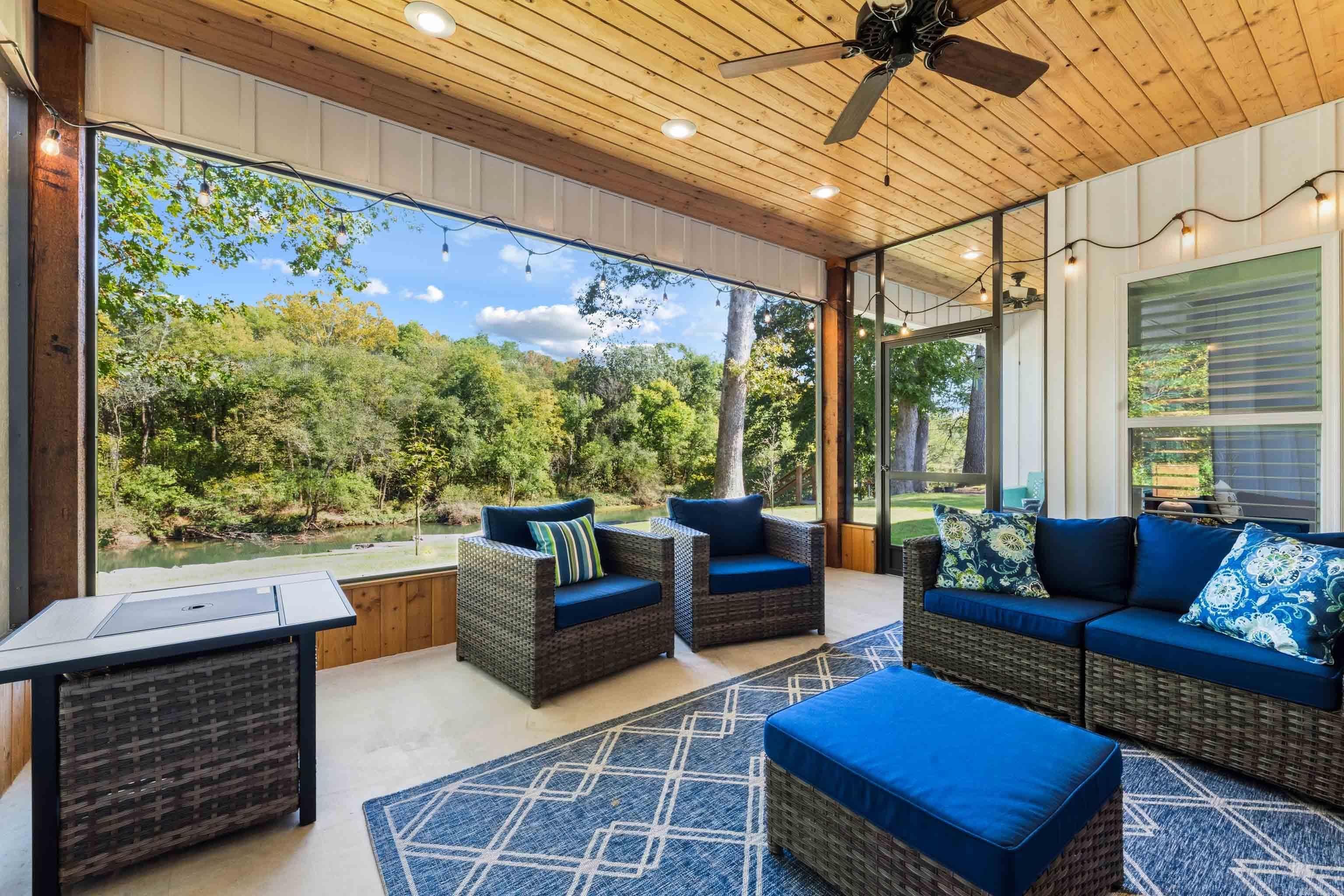 57 Iveon Clay Rd.  Pangburn, AR